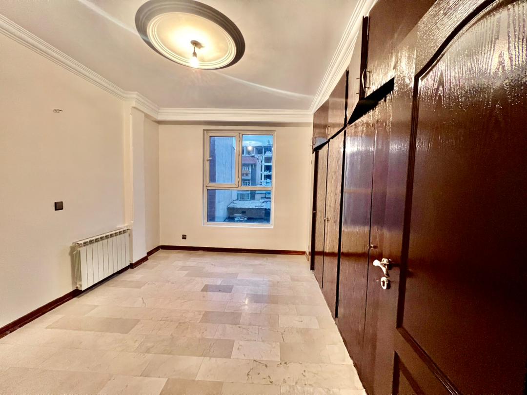 بهترین لوکیشن پاسداران