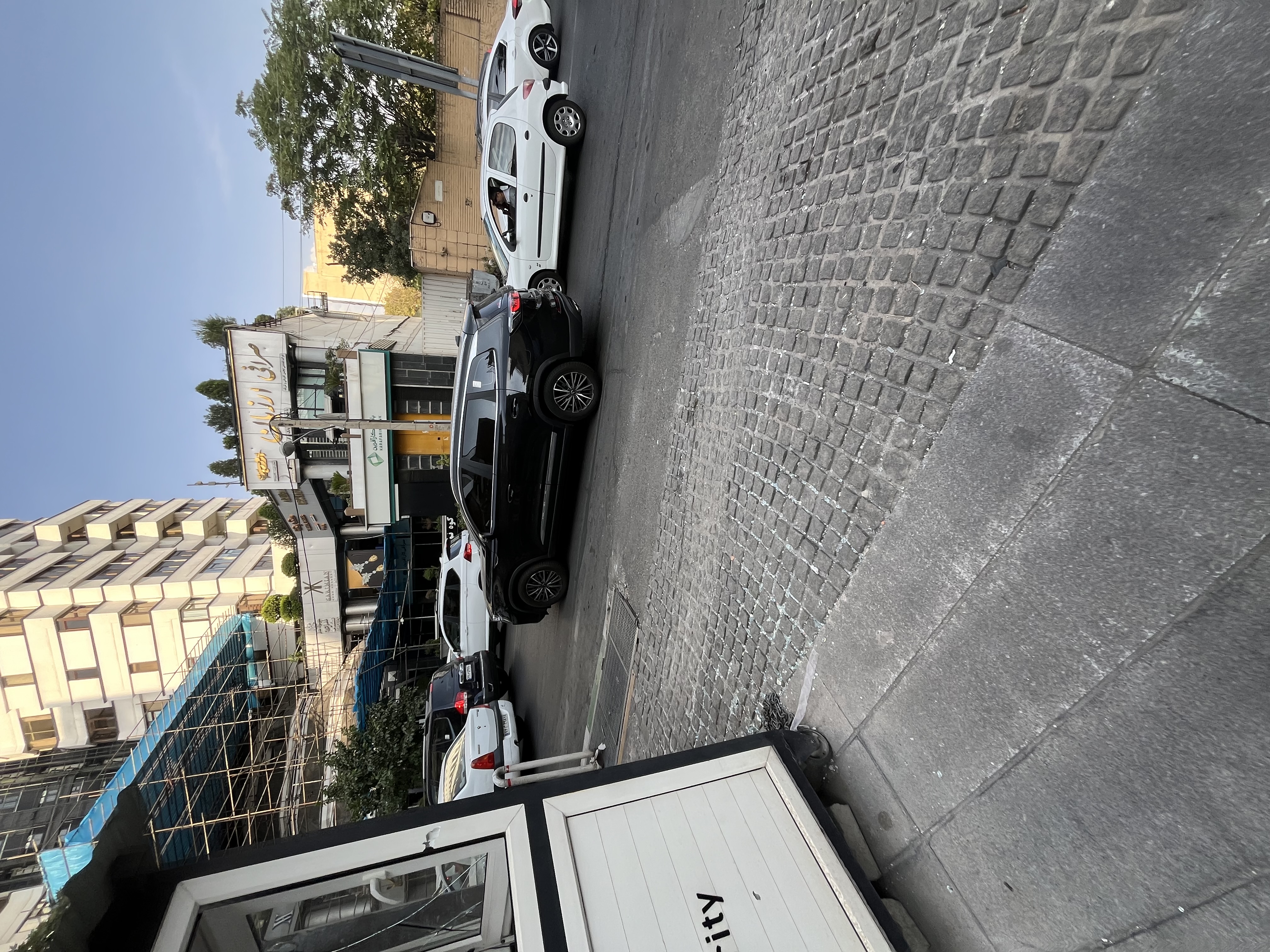 اجاره تجاری 700 متر اندرزگو