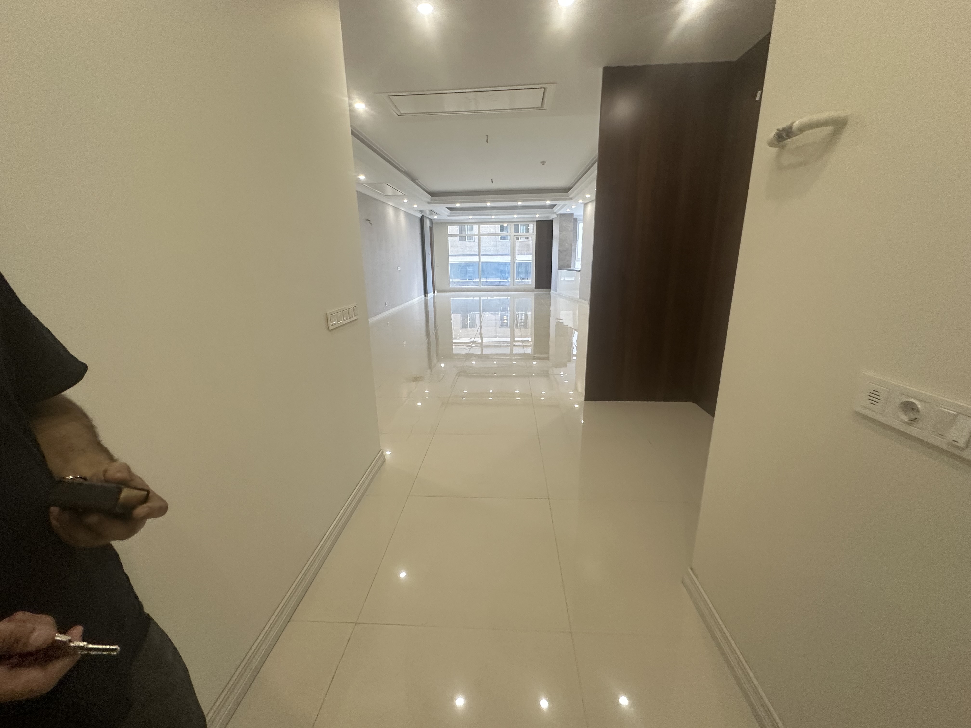 فروش آپارتمان 145متر اختیاریه جنوبی خوش نقشه تک واحدی