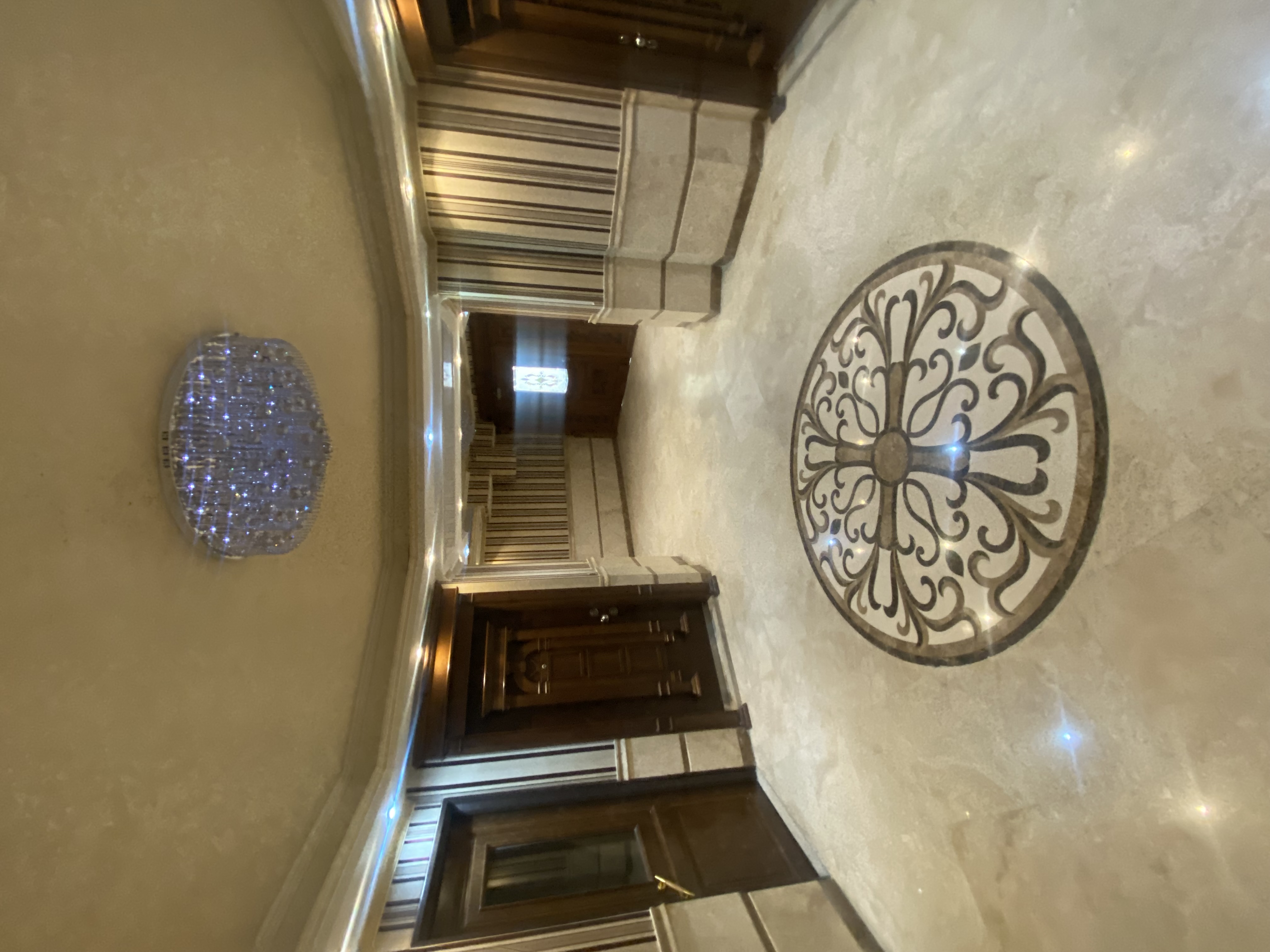 فروش اپارتمان 180متر گلستان شمالی یک مستر