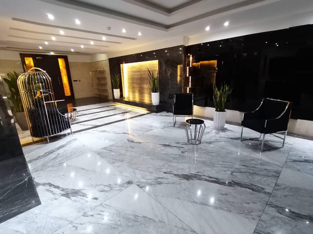 فروش آپارتمان 228 متر فرمانیه شرقی مناسب سرمایه گذاری