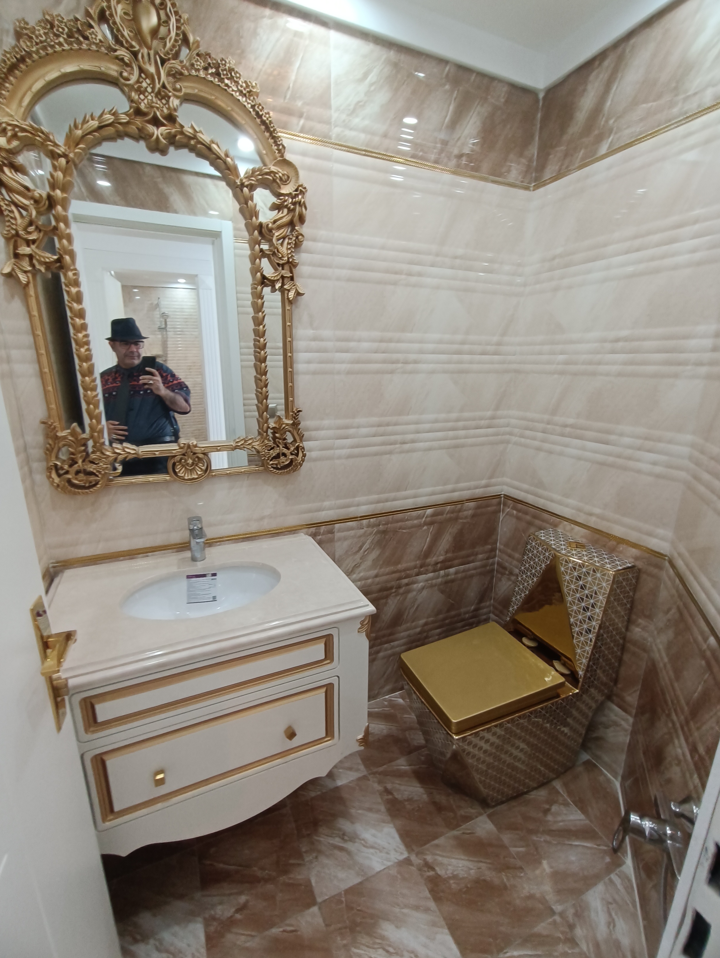 125متر مربع.2مواب