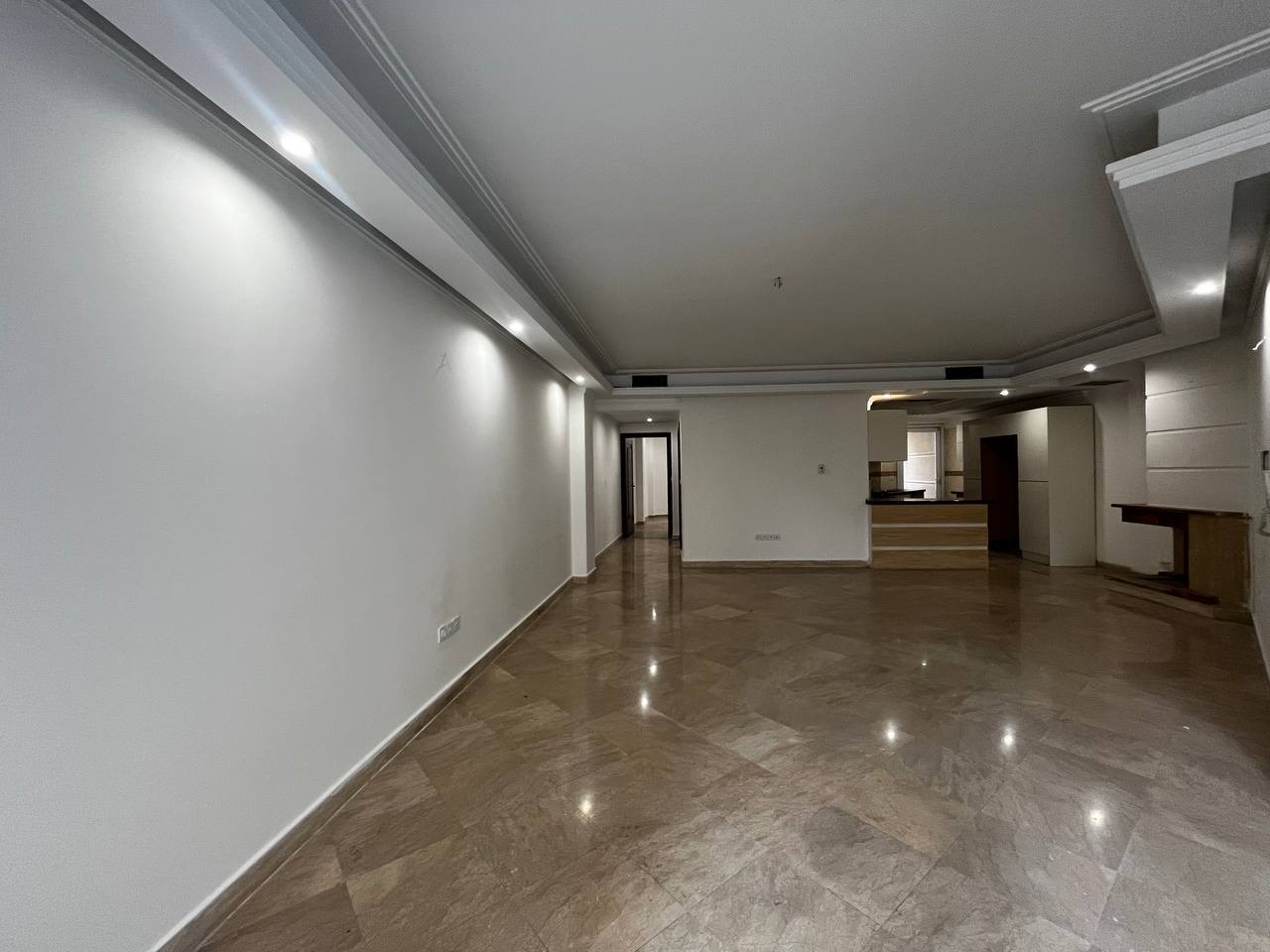 فروش آپارتمان 105 متر کامرانیه 2 خواب