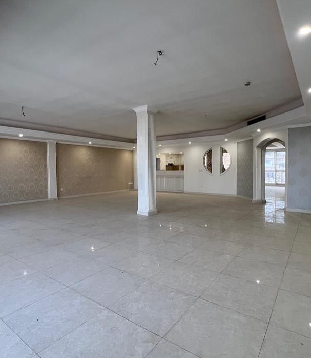 اجاره آپارتمان 220 متر نیاوران