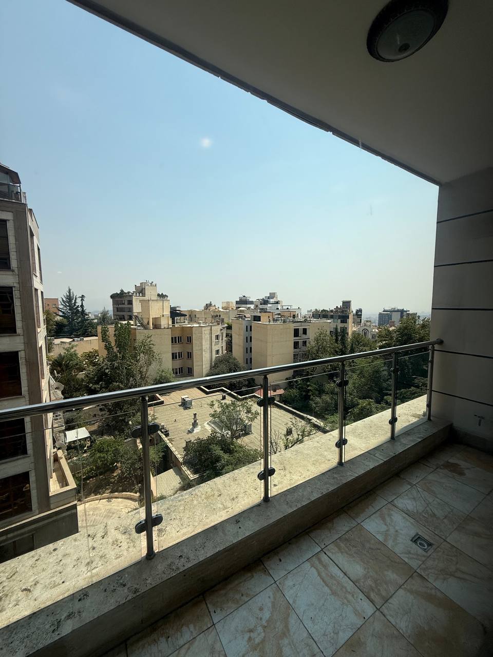 اجاره آپارتمان 320 متر برج نیــاوران