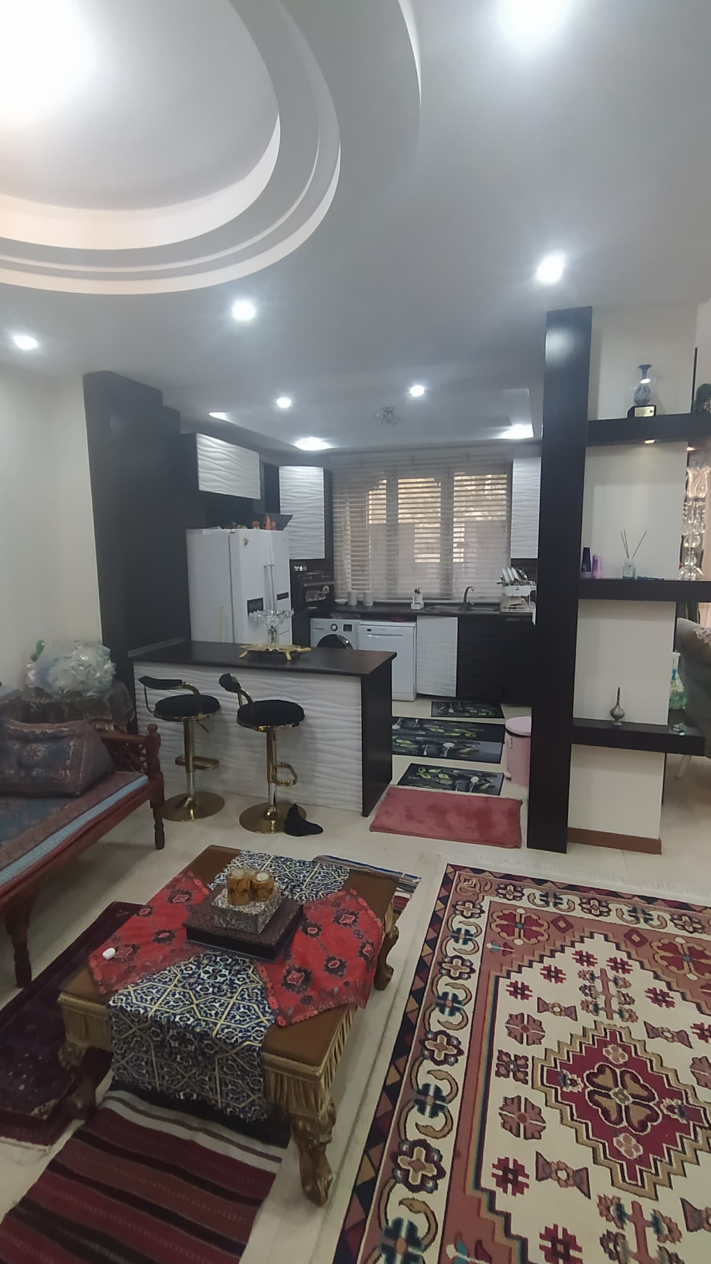 فروش آپارتمان 75متر دردشت فول امکانات
