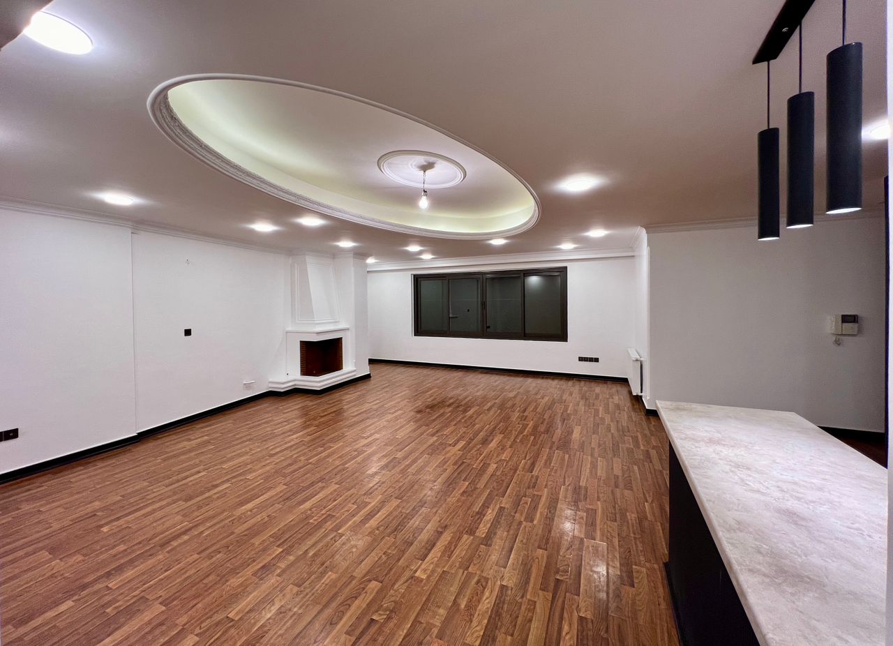 فروش آپارتمان 133متر اختیاریه بازسازی شده