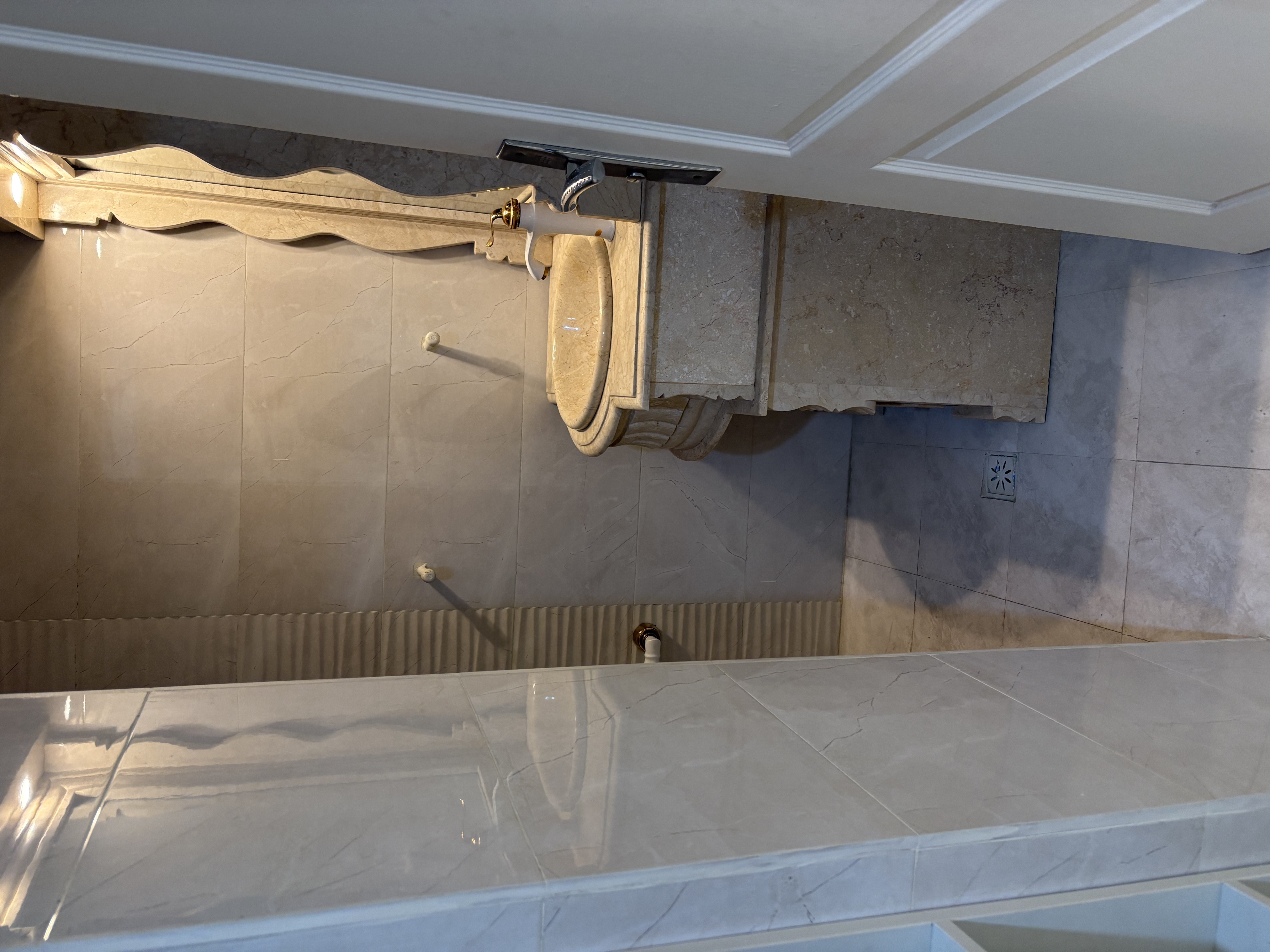 اجاره آپارتمان 107 متر پاسداران تاپ لوکیشن