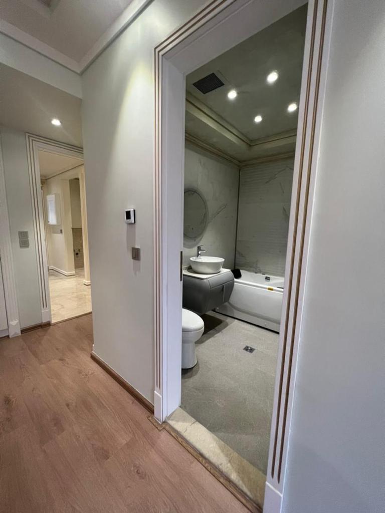 فروش آپارتمان 170 متر نیاوران برج باغ فول