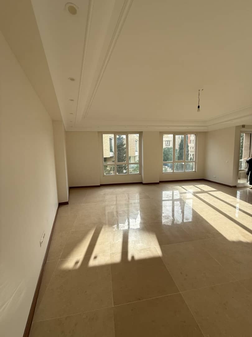 فروش آپارتمان 196متر فرمانیه دیباجی