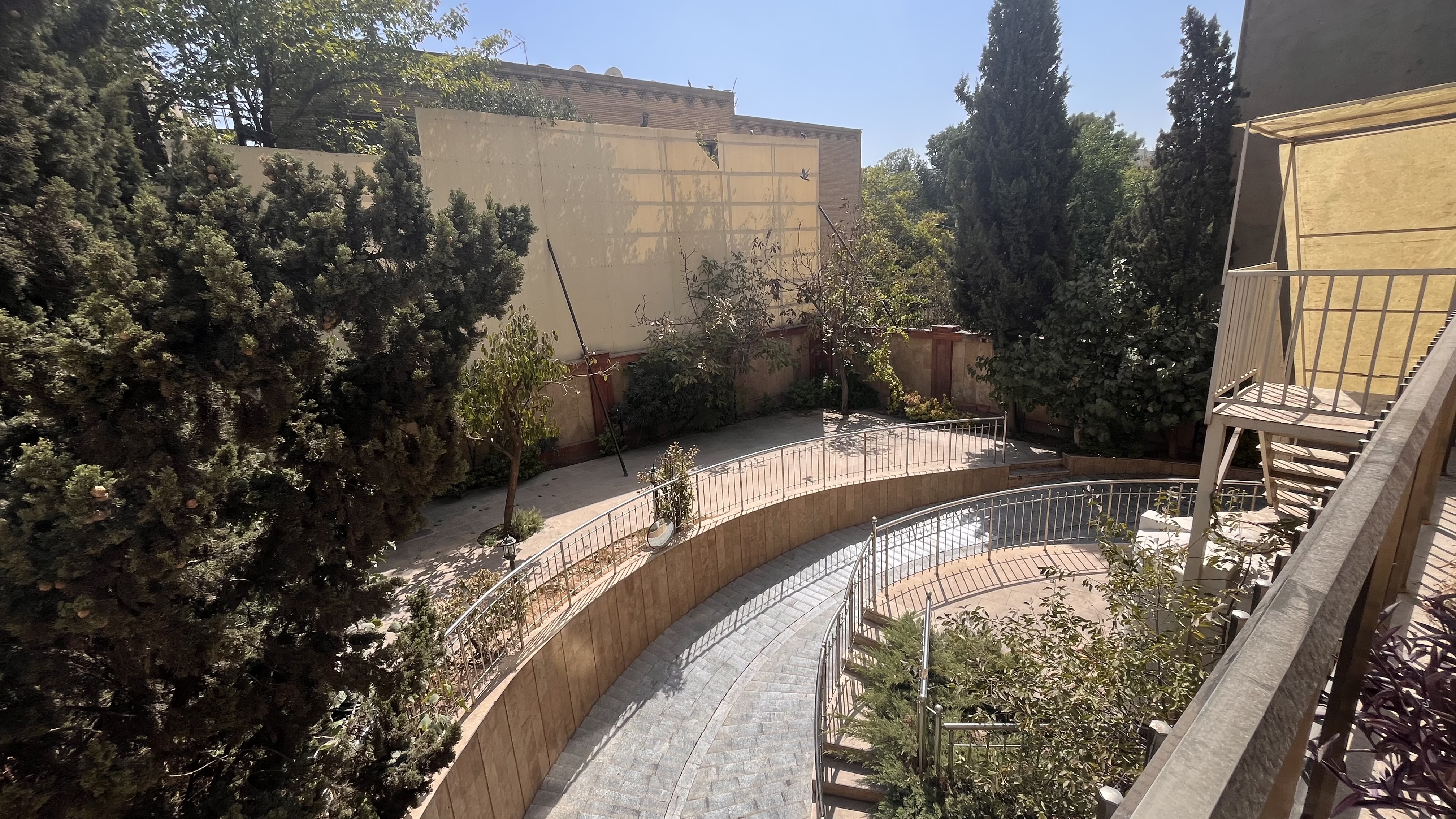 اجاره آپارتمان 150متر هروی فول امکانات