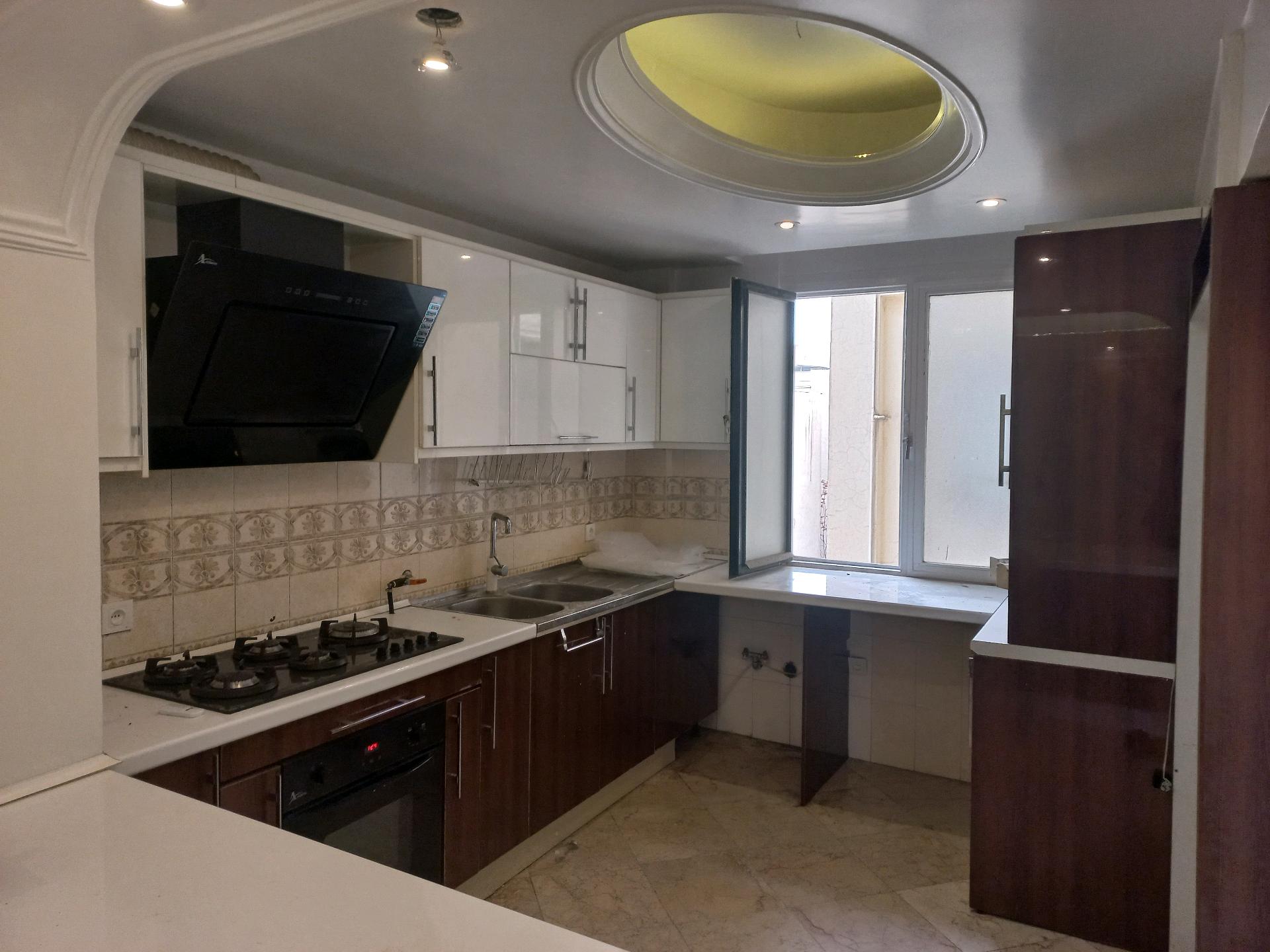 اجاره آپارتمان 125 متر کیکاووس فول بازسازی