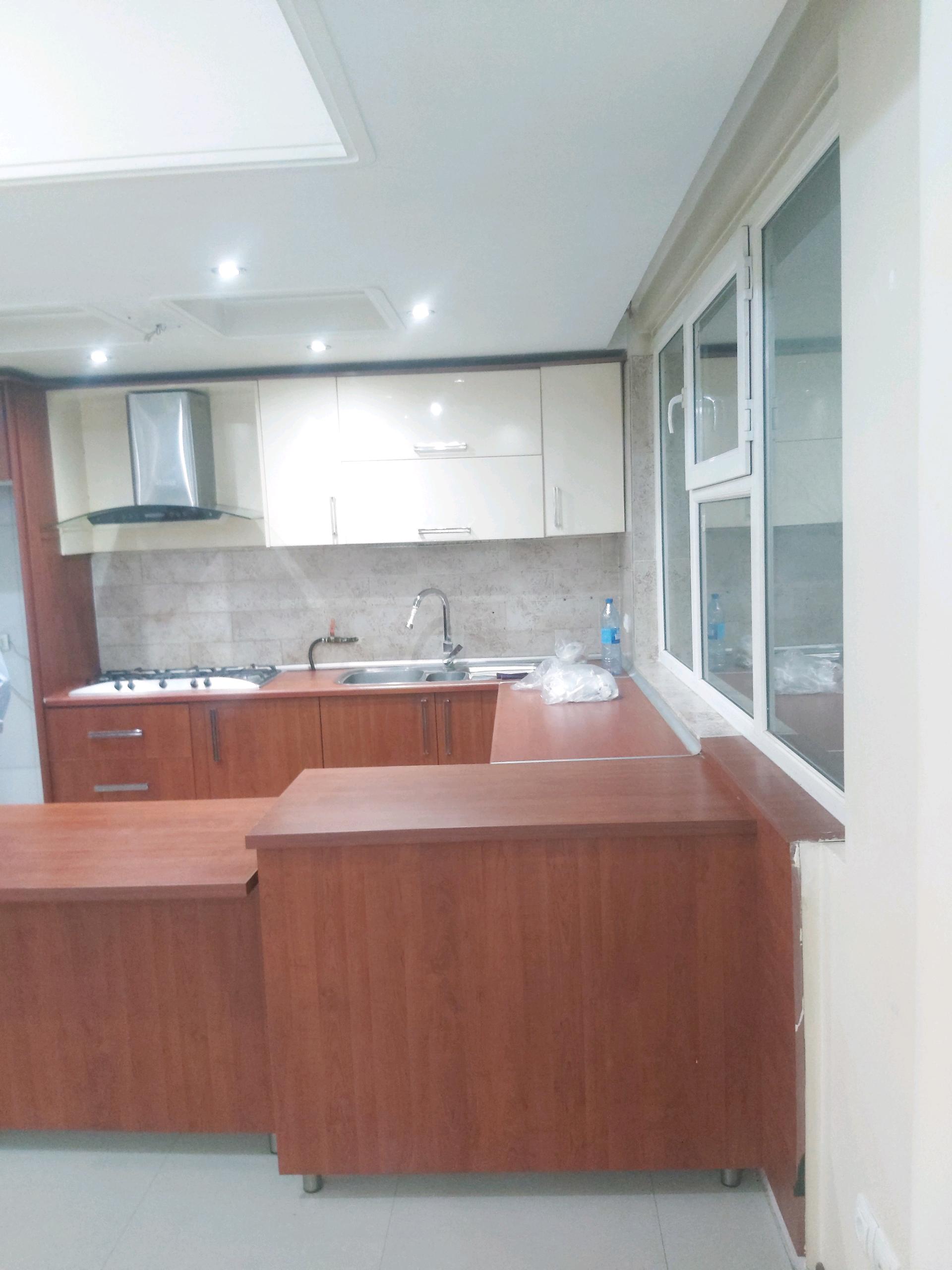 اجاره آپارتمان 90 متر قلهک خوش نقشه