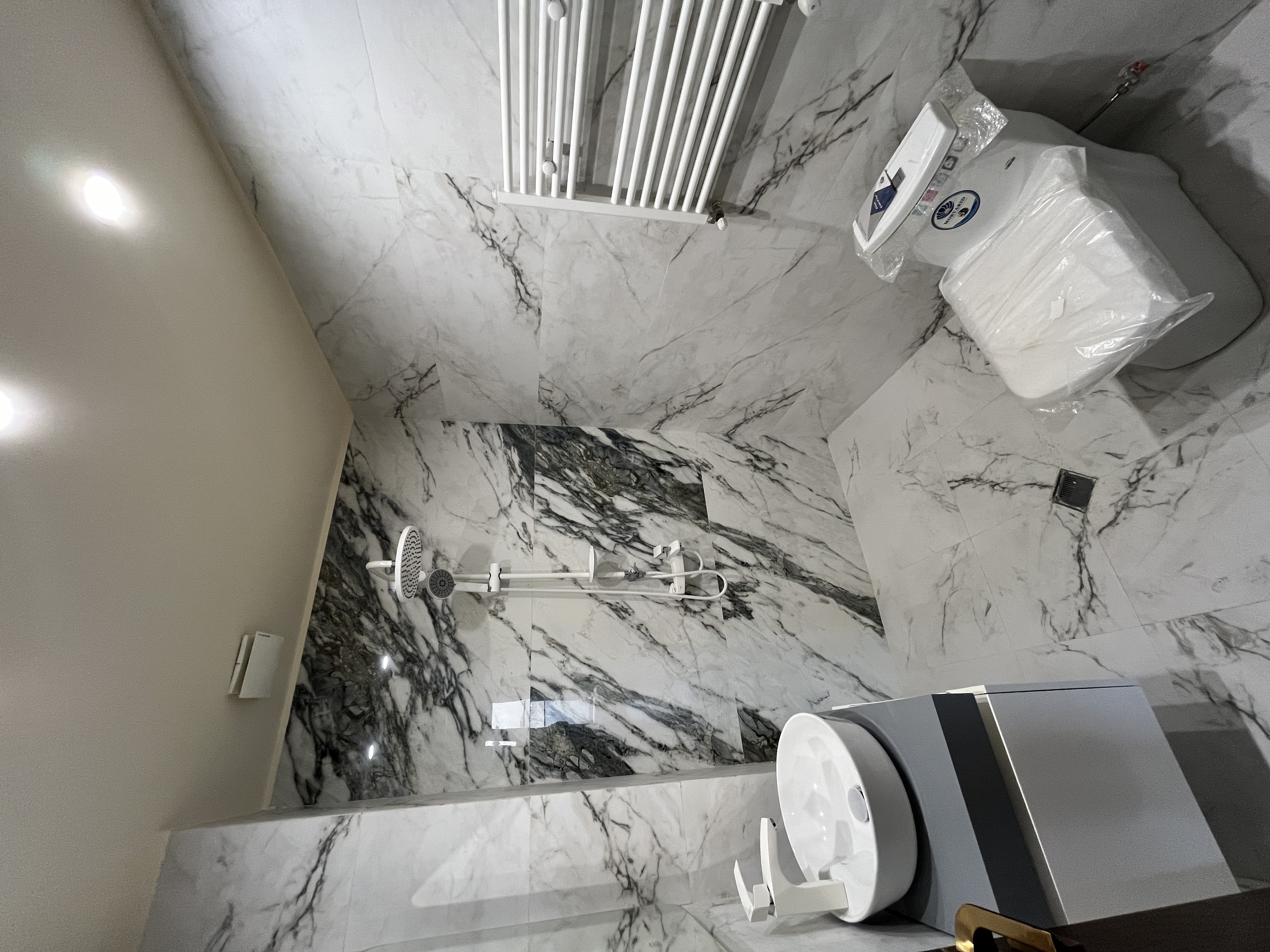 فروش آپارتمان 155 متر دیباجی نوساز با 2 پارکینگ سندی