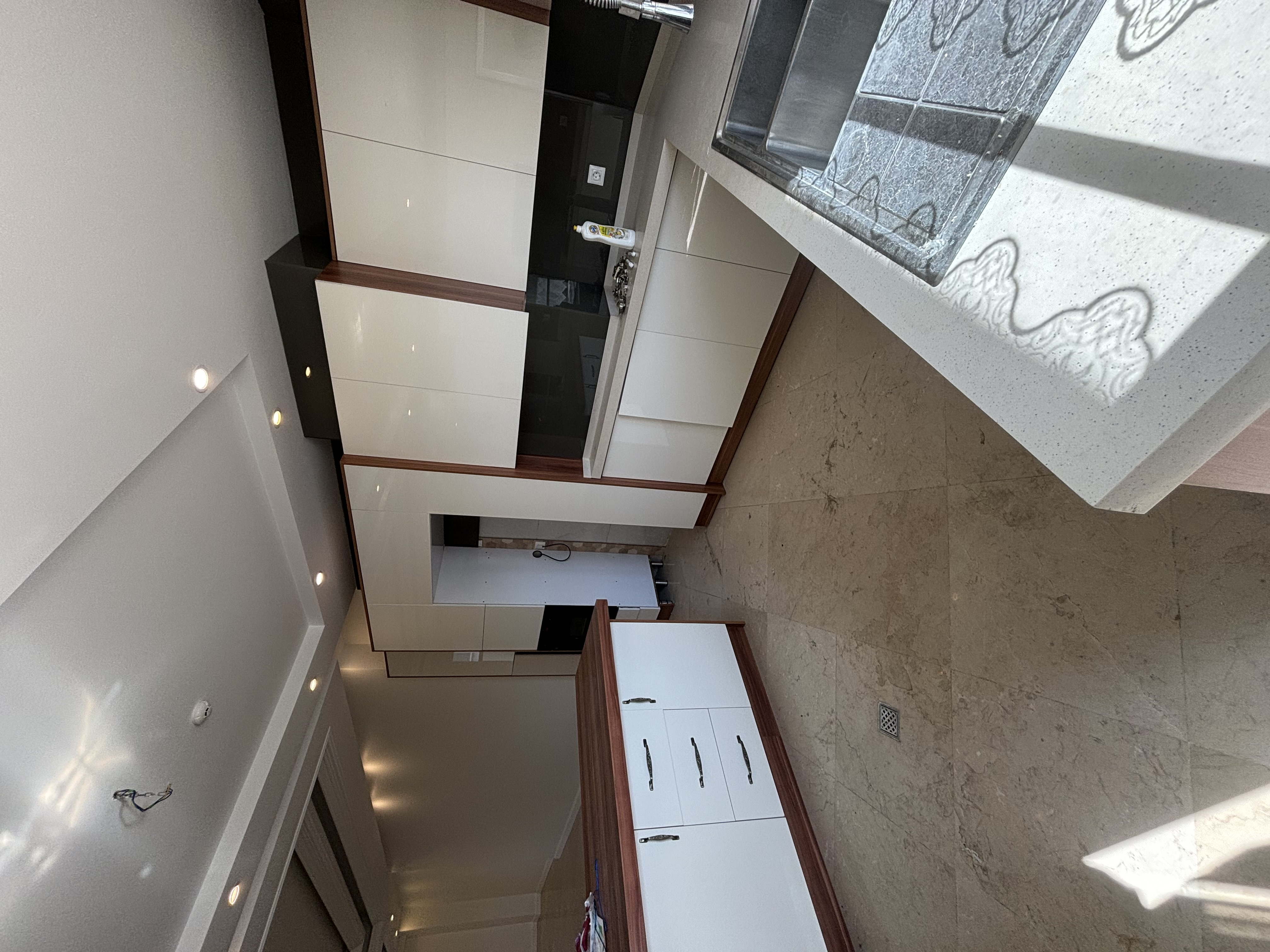 اجاره آپارتمان 145 متر تاپ لوکیشن کیکاووس