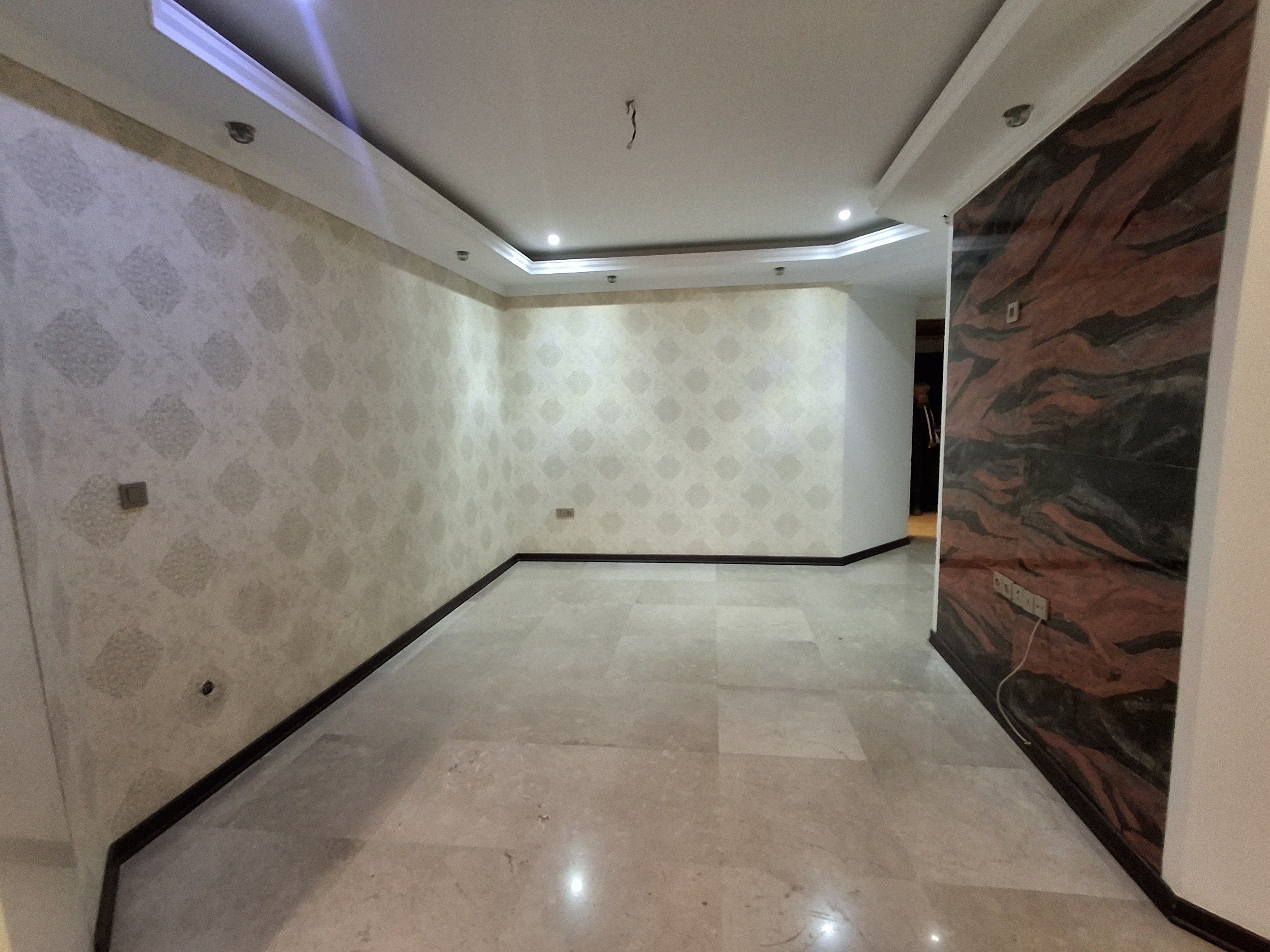 فروش اپارتمان 135 متر  آجودانیه