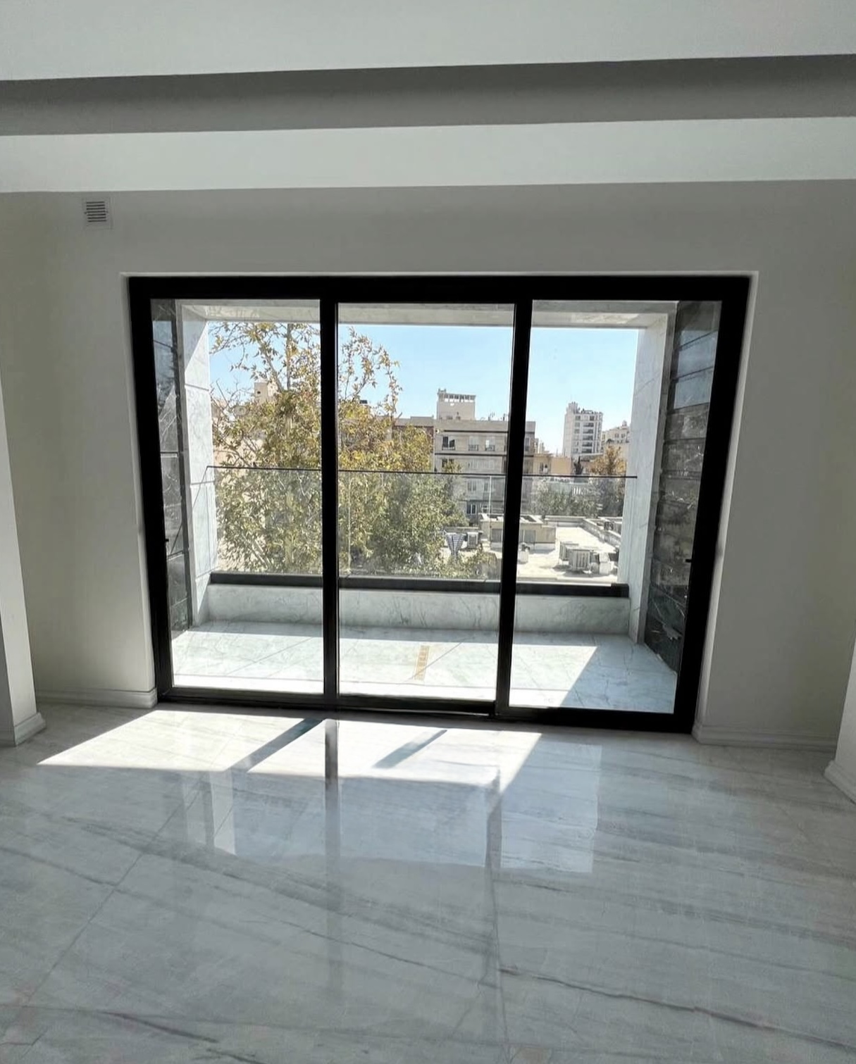 فروش آپارتمان 200 متر دیباجی