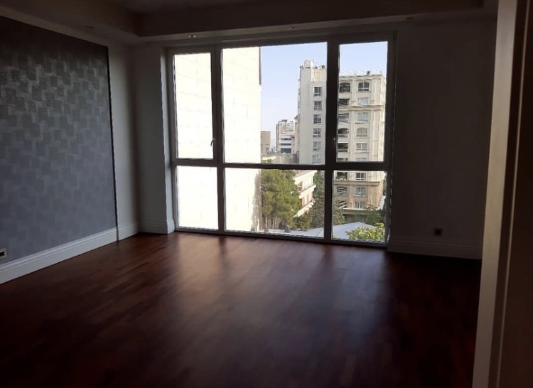 فروش اپارتمان فرمانیه شرقی 180 متر 3 خواب