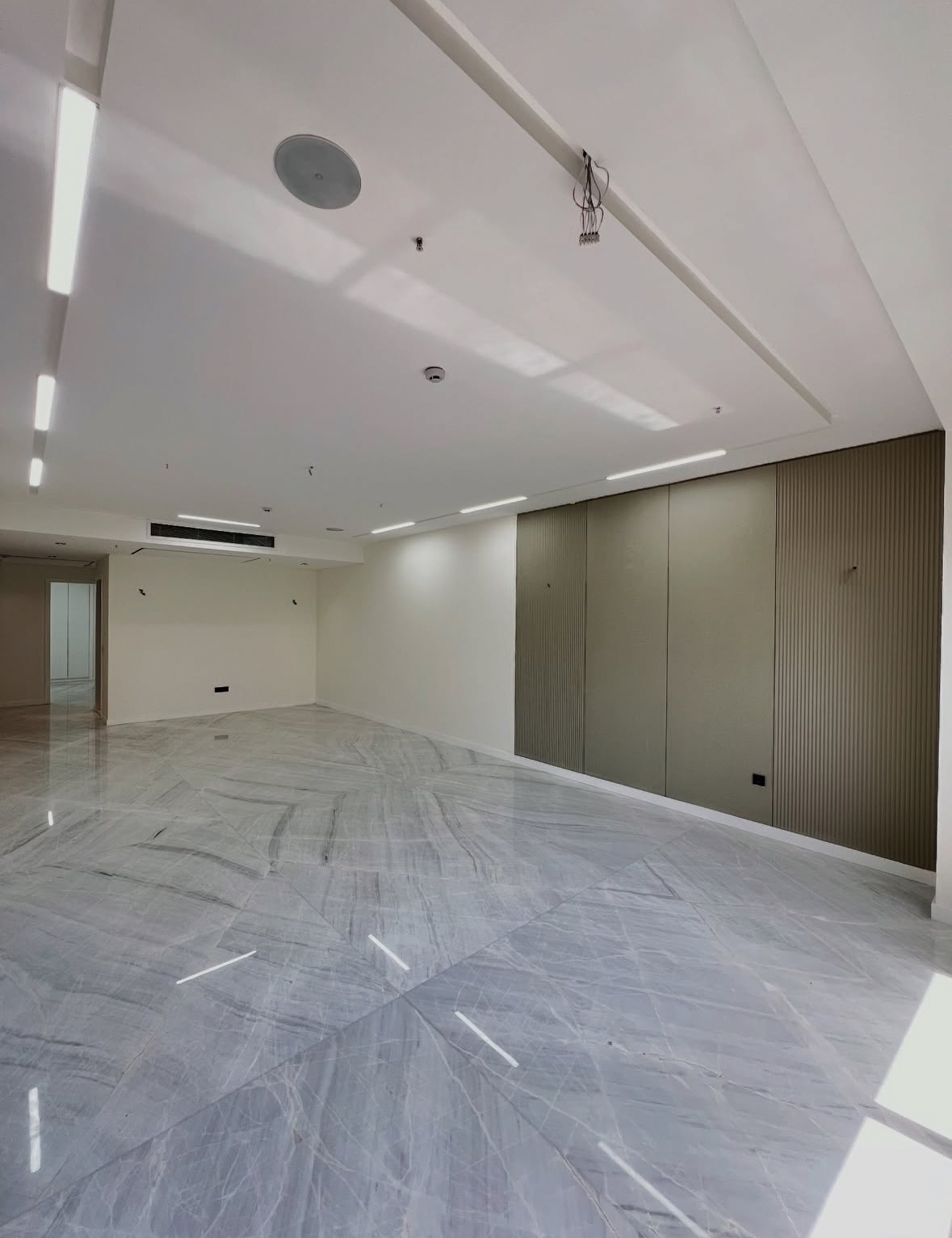 اپارتمان 235 متر سنبل فول مشاعات