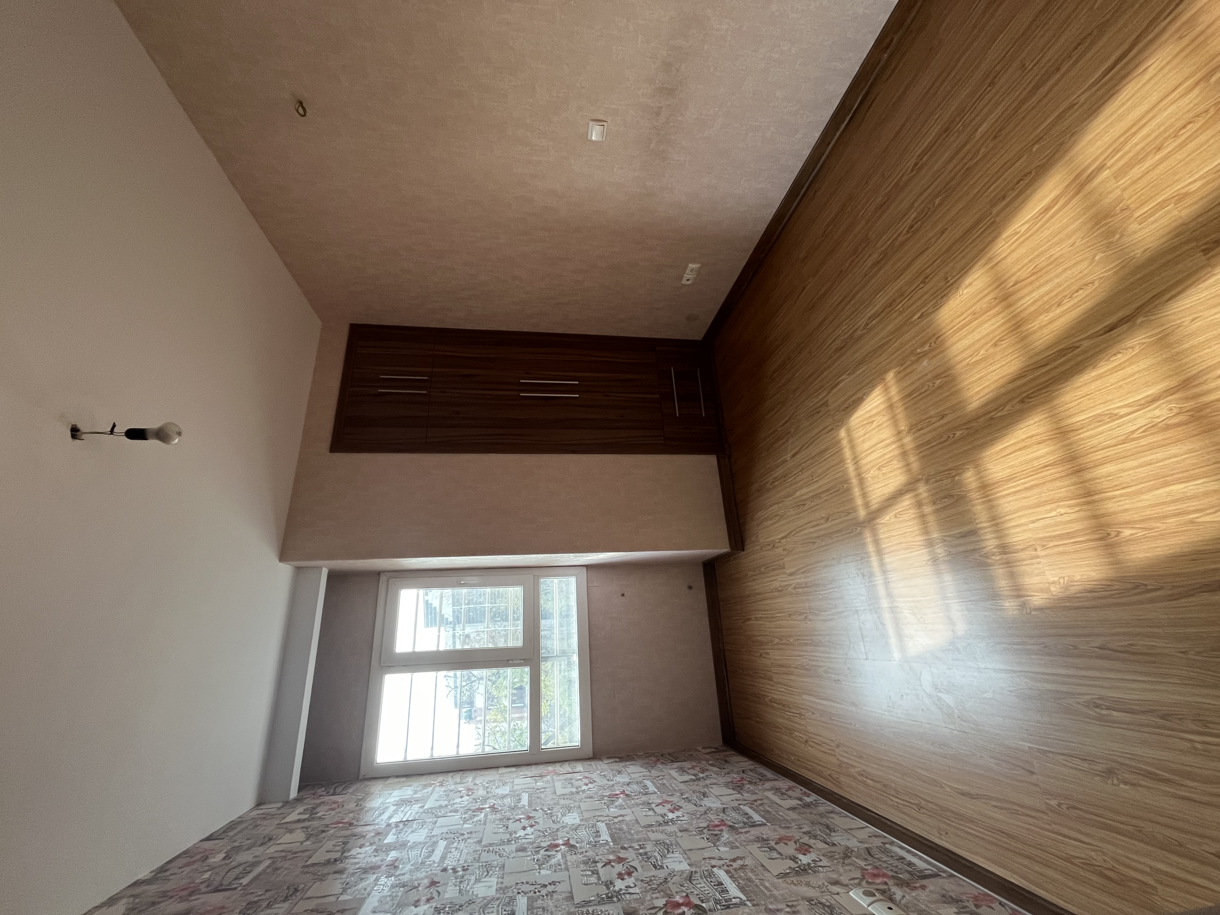 فروش آپارتمان 130 متر سه خواب 5 ساله در تاپ لوکیشن کیکاووس