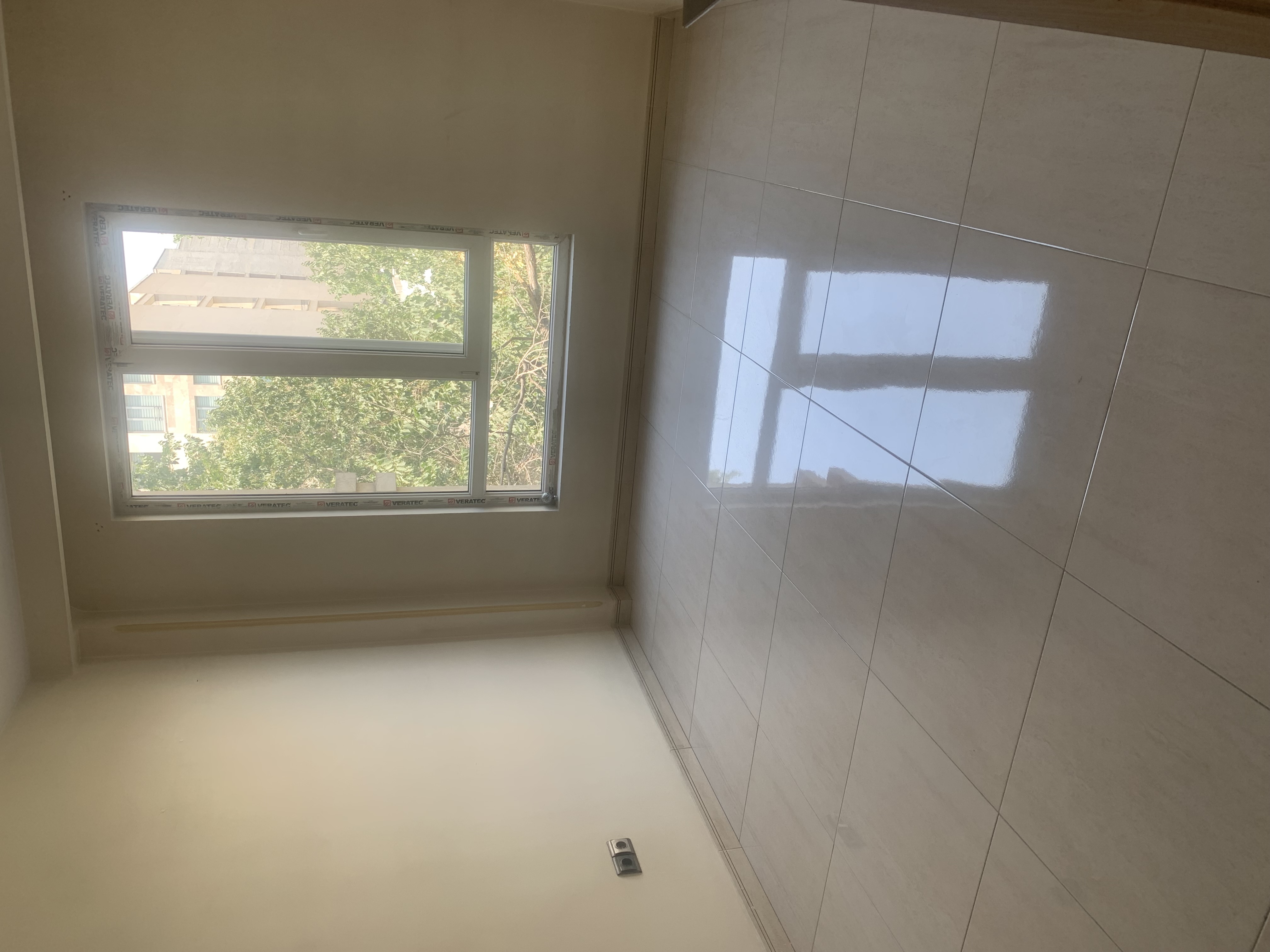 اجاره آپارتمان 105 متر دروس فول امکانات