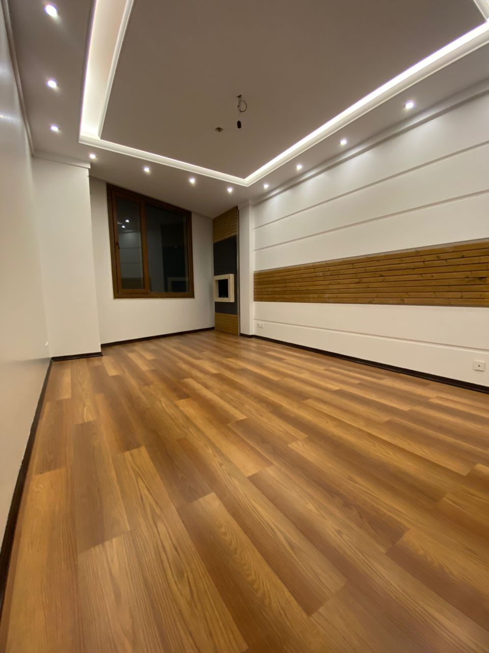 فروش آپارتمان 270متر فرمانیه شرقی