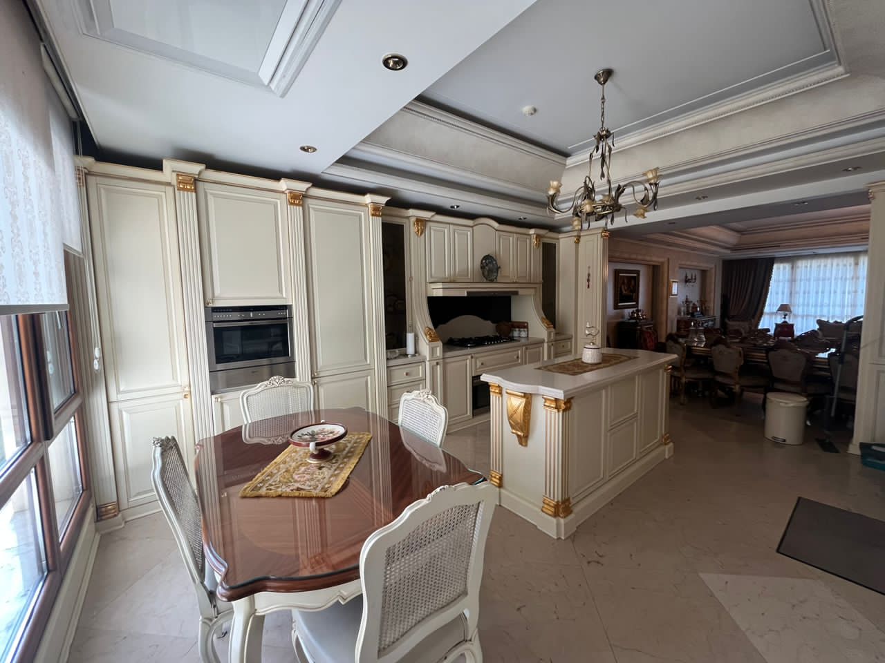 اجاره آپارتمان 310 متر سنبل فول فرنیش فول مشاعات