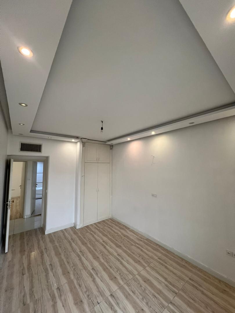 فروش آپارتمان 210متری فرمانیه