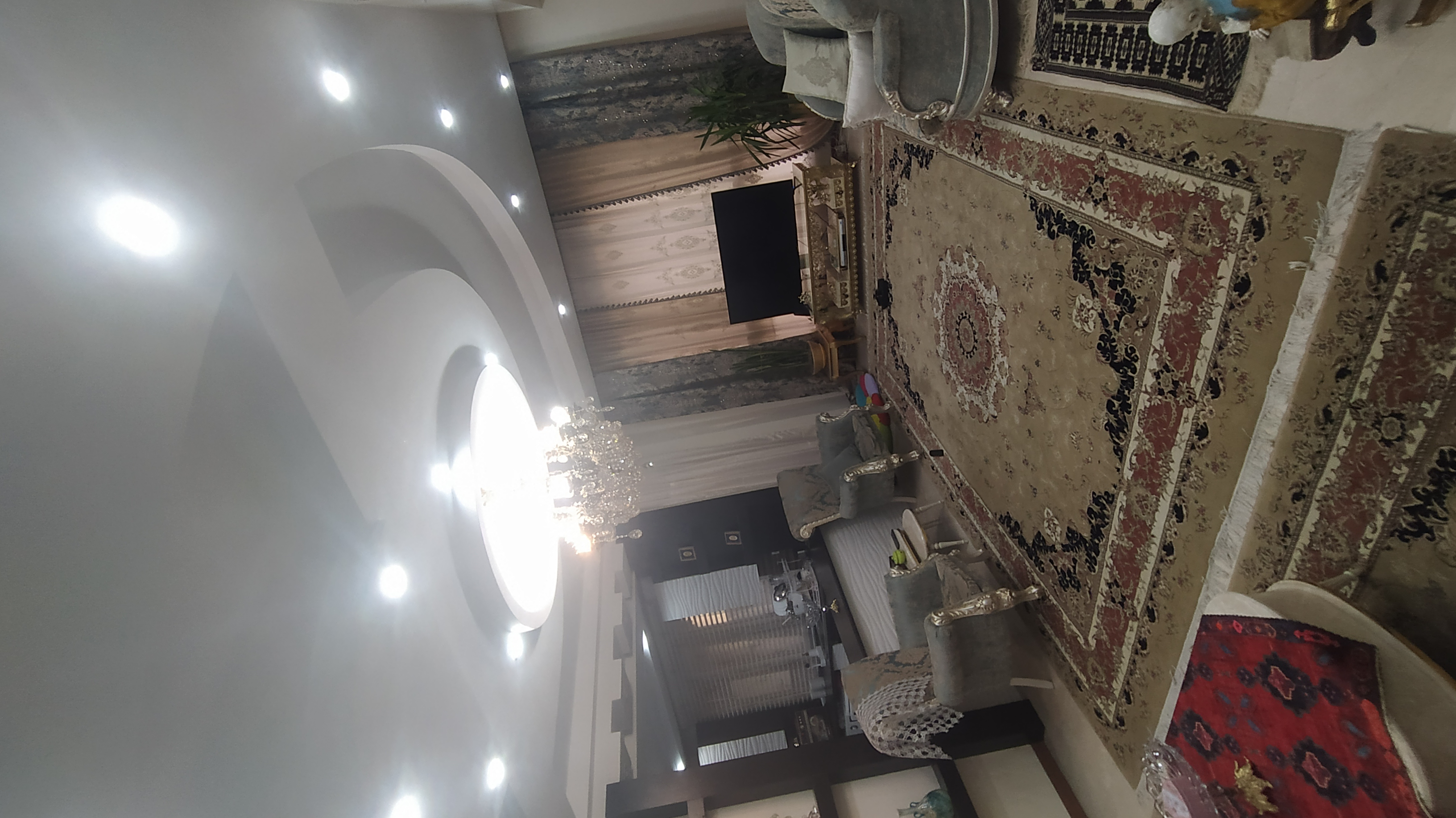 فروش آپارتمان 105متر/2خواب/چمن غربی