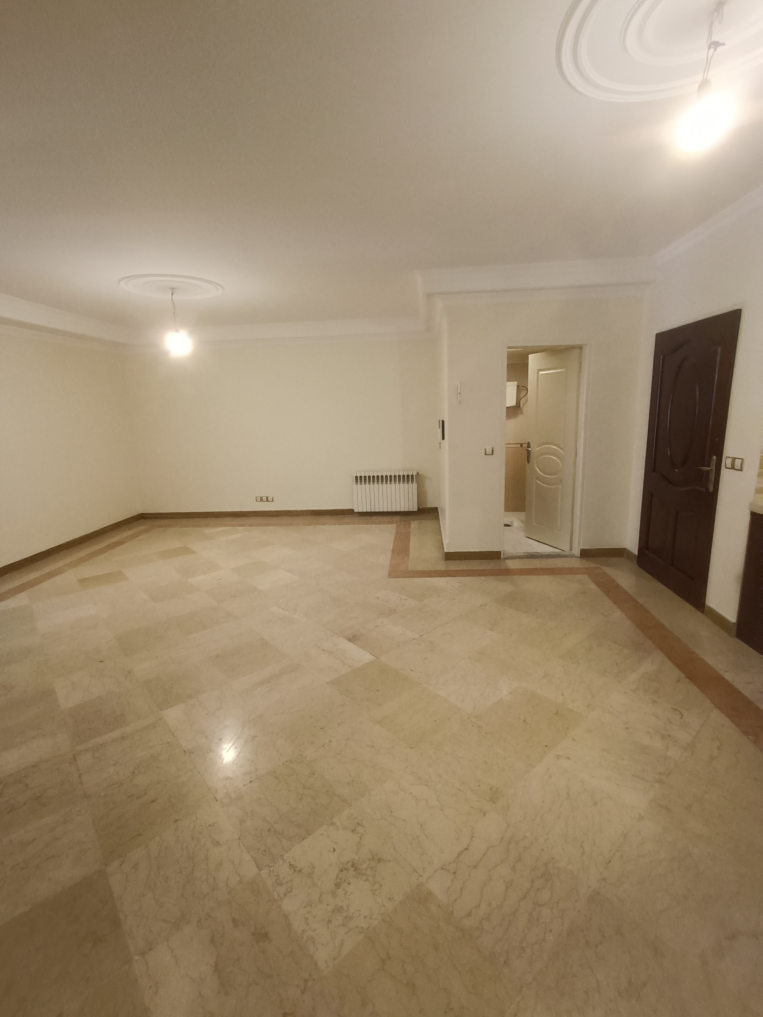 فروش آپارتمان 120 متر شهرک لاله 2 خواب بالکن دار