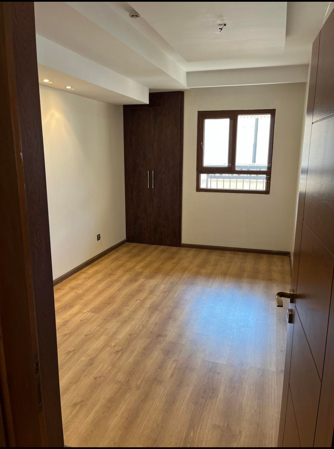 فروش آپارتمان  110 متر تاپ لوکیشن نیاوران 2 خواب