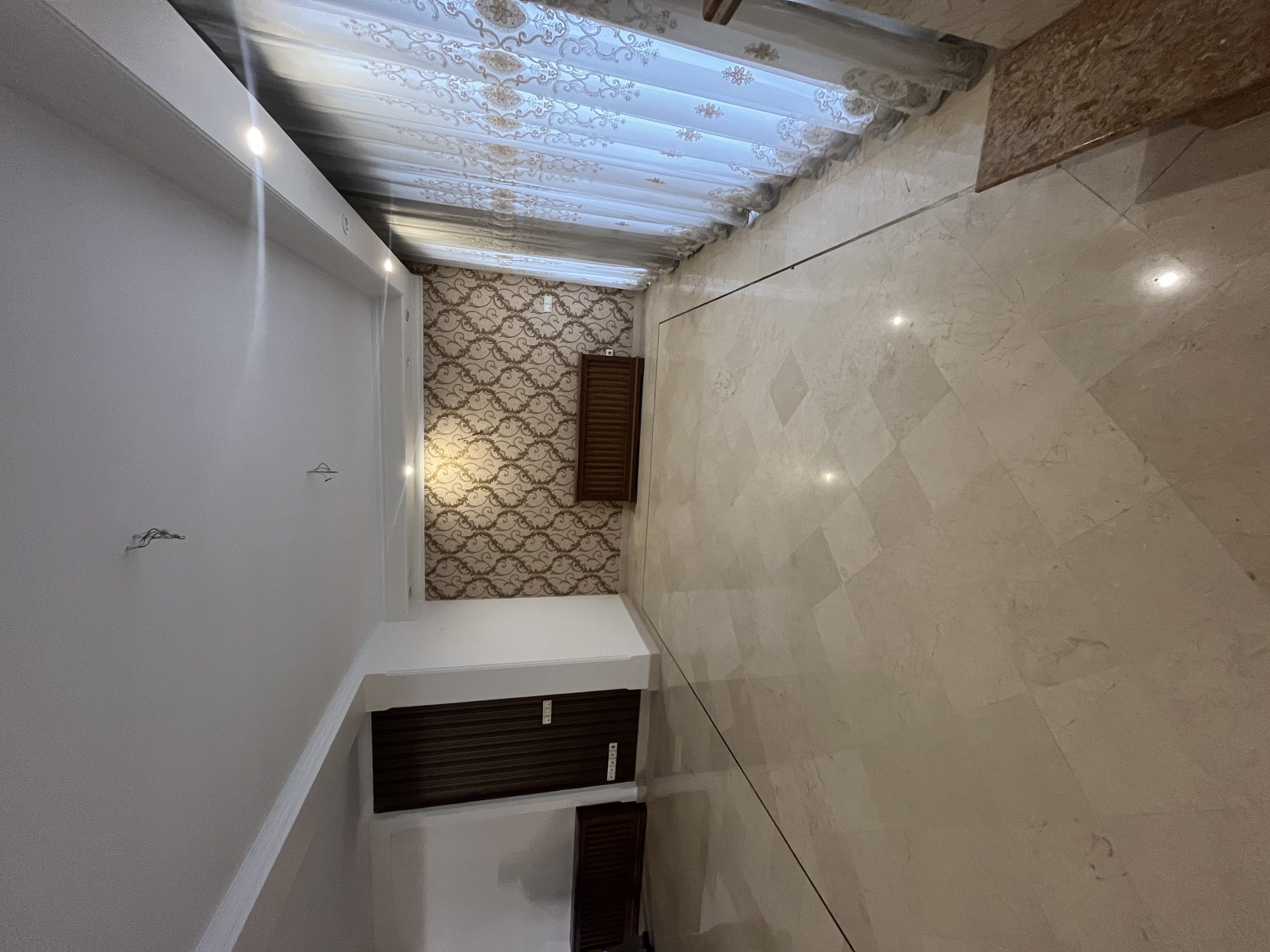 اجاره آپارتمان 170 متر کامرانیه ویو سفارت ایتالیا تراس قابل چیدمان