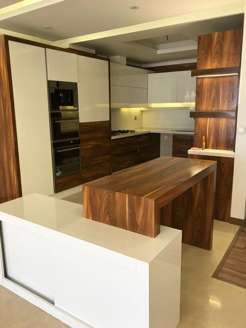 فروش آپارتمان 225 متر فرمانیه 3 خواب