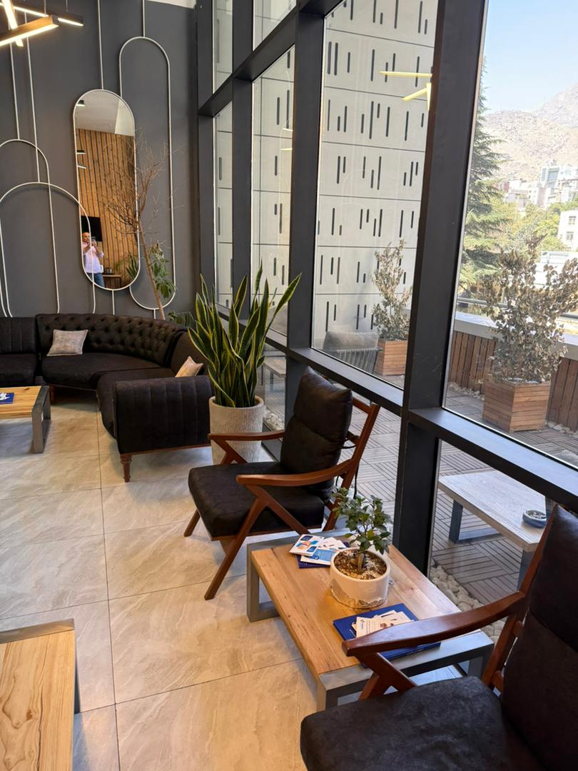 اجاره اداری 200 متر فرمانیه مجتمع حیات سبز