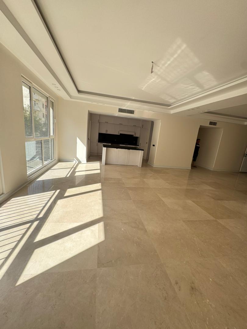 اجاره آپارتمان 220متر نارمک فول امکانات کلیدنخورده