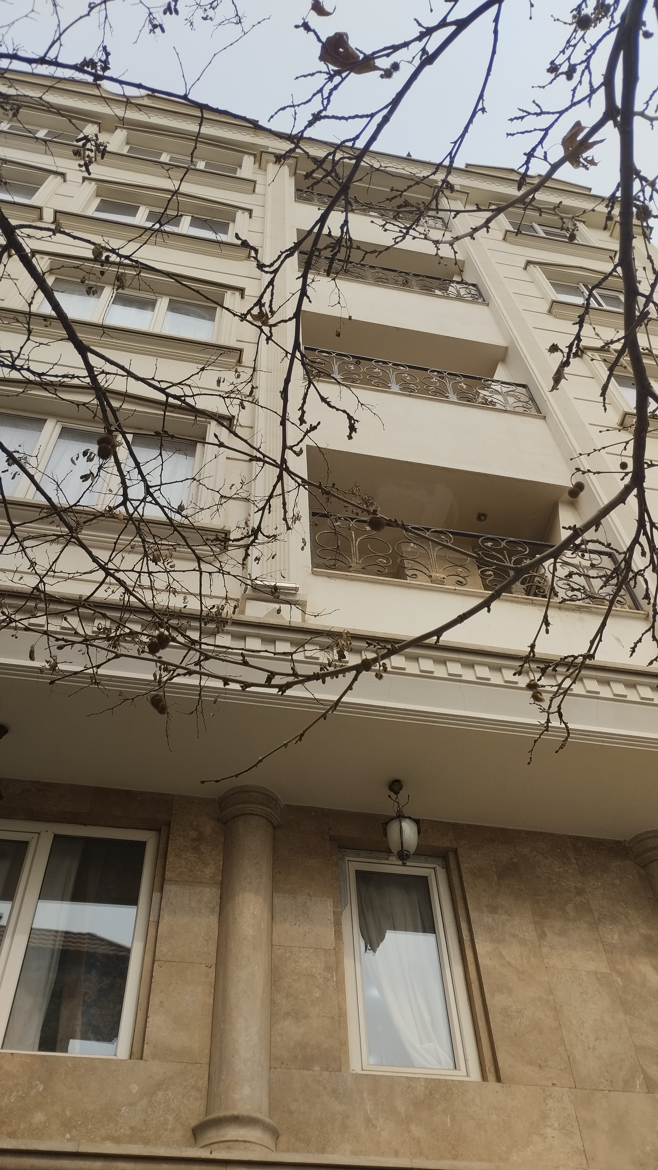 فروش آپارتمان 130 متر نیاوران فول امکانات