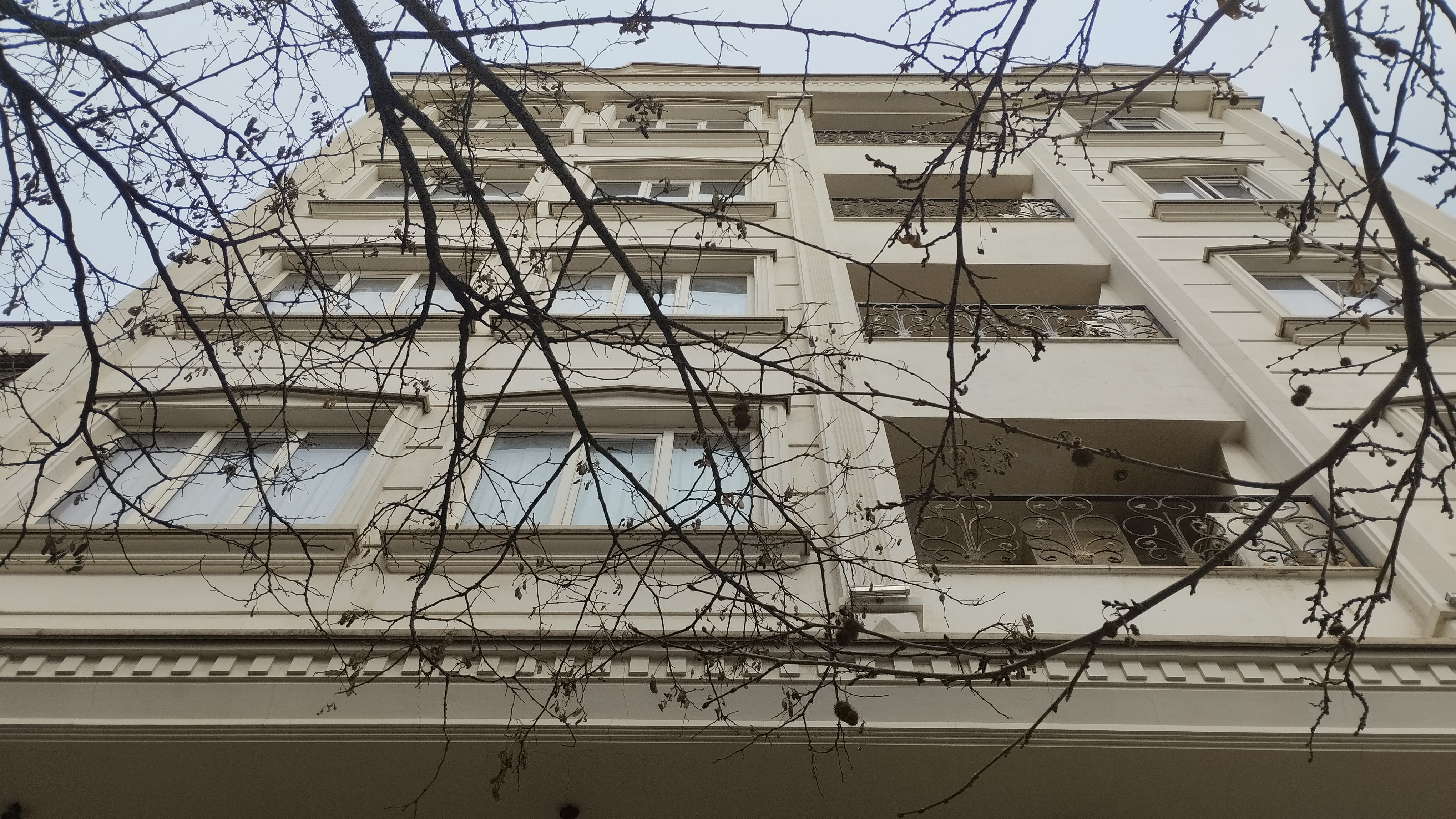 فروش آپارتمان 130 متر نیاوران فول امکانات