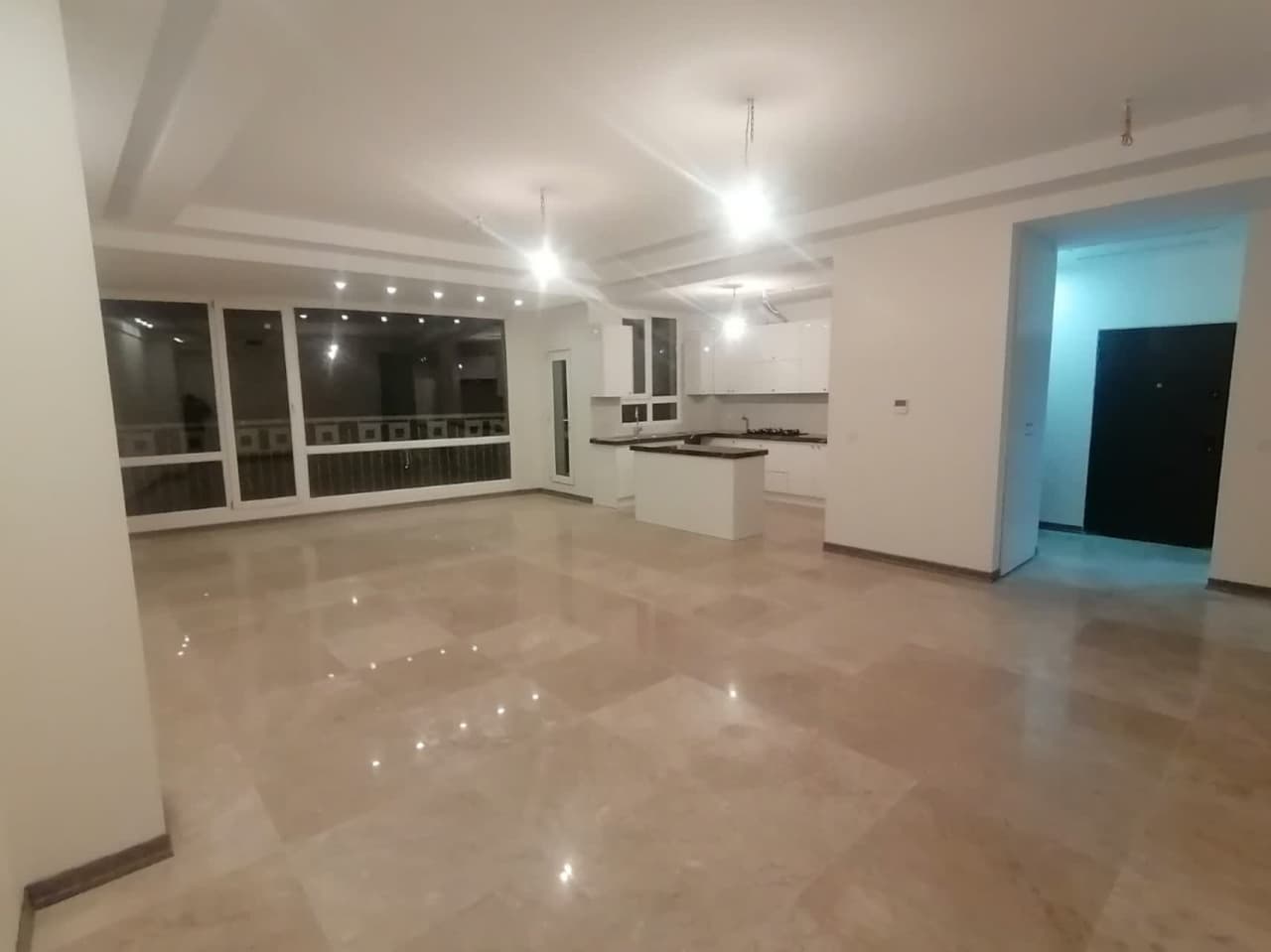 اجاره آپارتمان 230 متر نیاوران برند