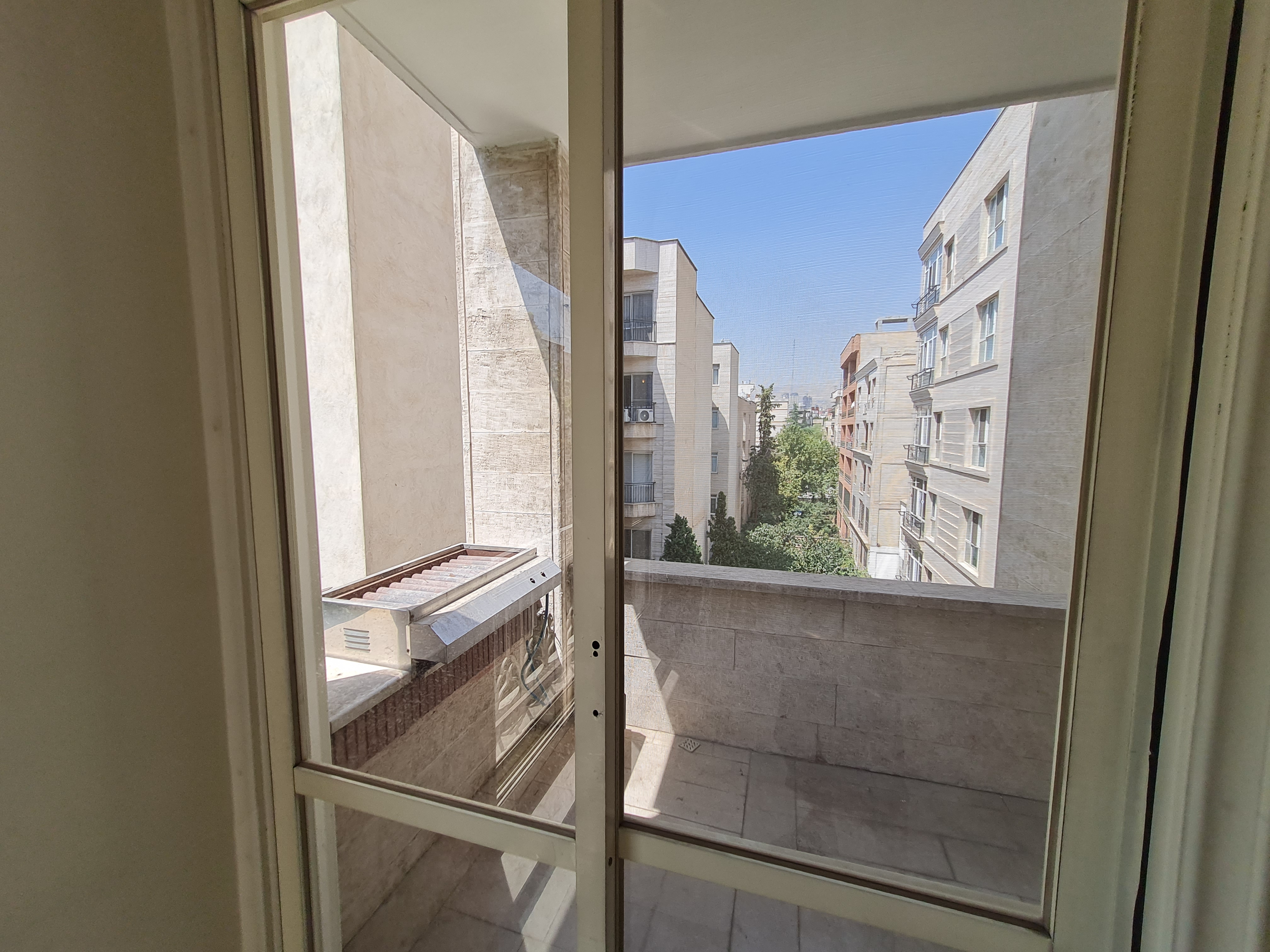 فروش آپارتمان 200 محسنیان دروس