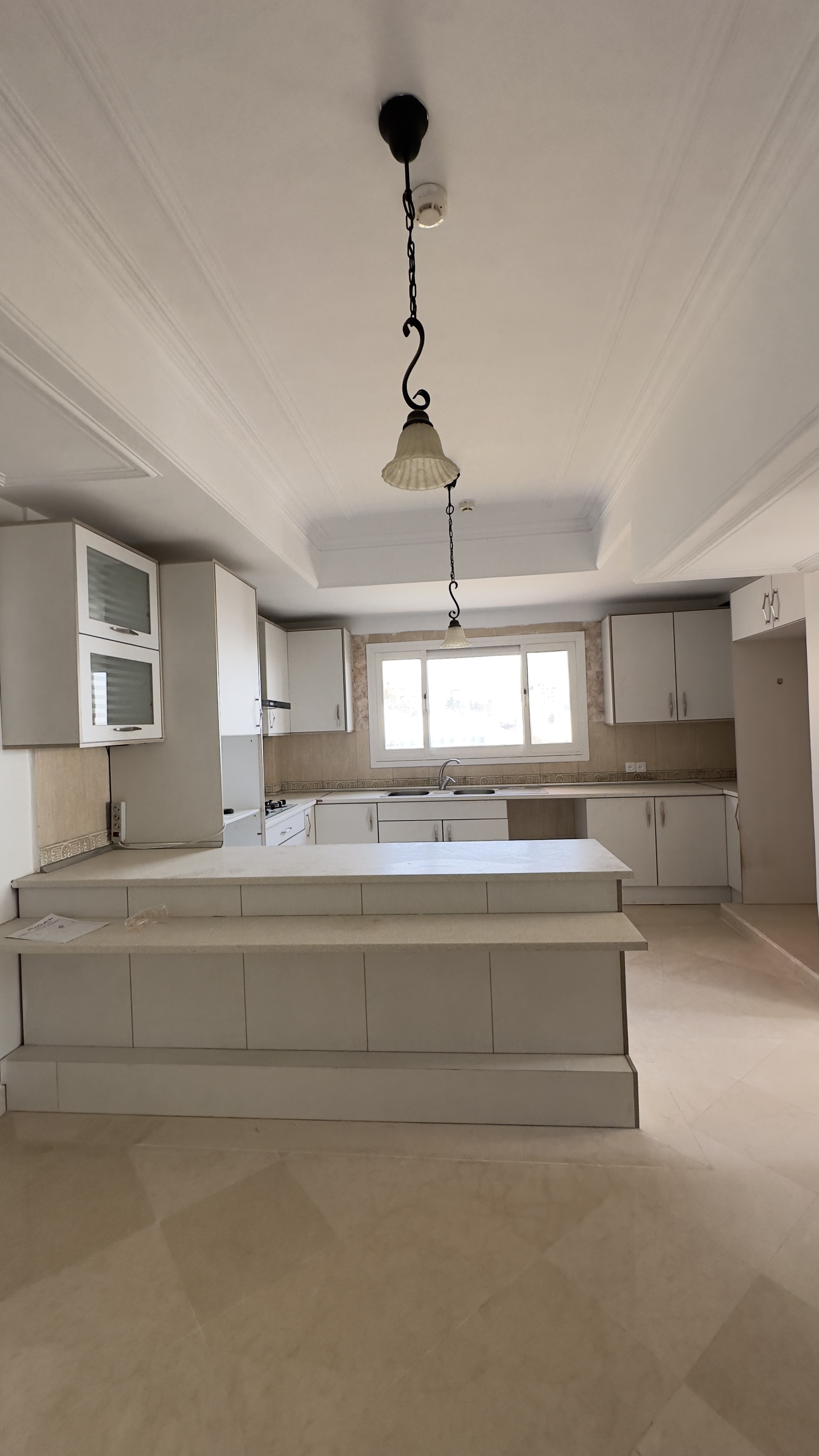 اجاره آپارتمان 200متر آجودانیه