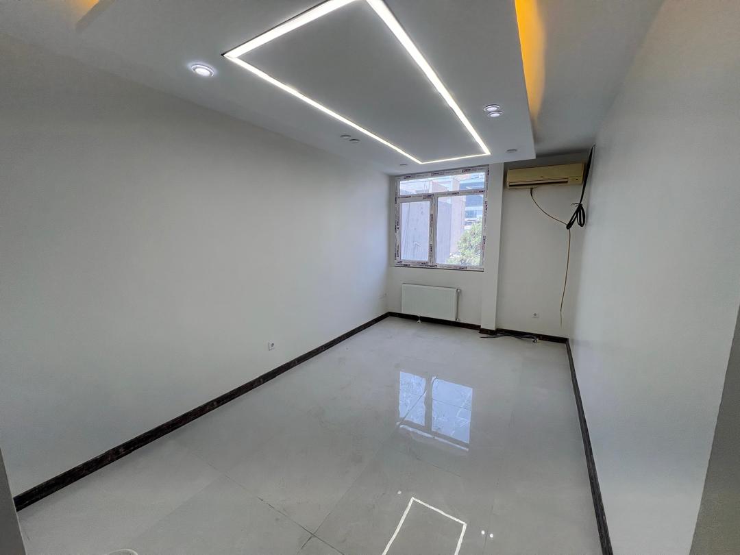 اجاره اداری 120 متر نارمک تک اتاق