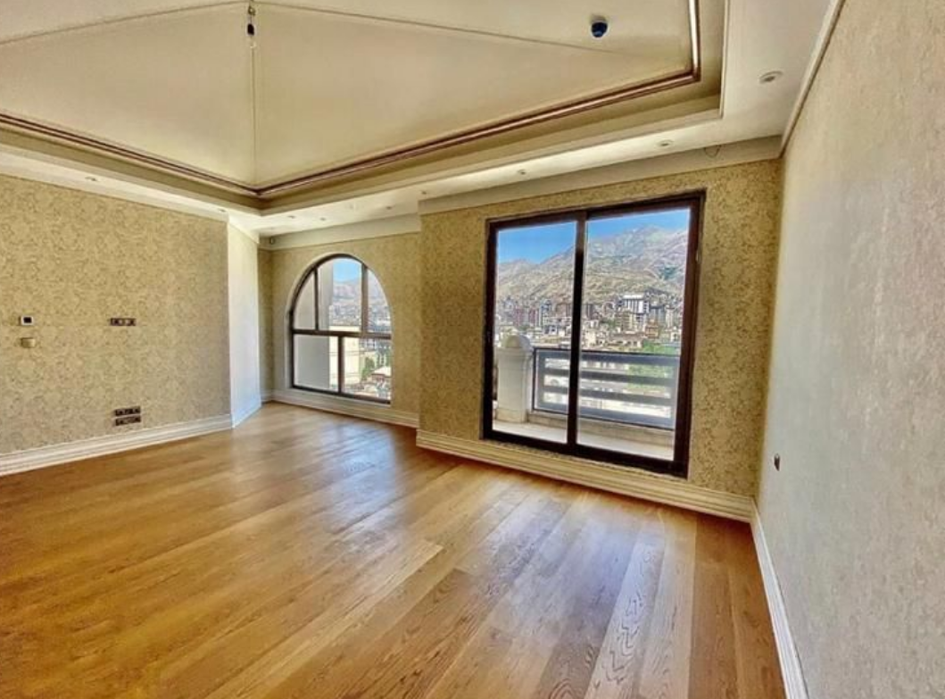 115 متر در جهان‌تاب