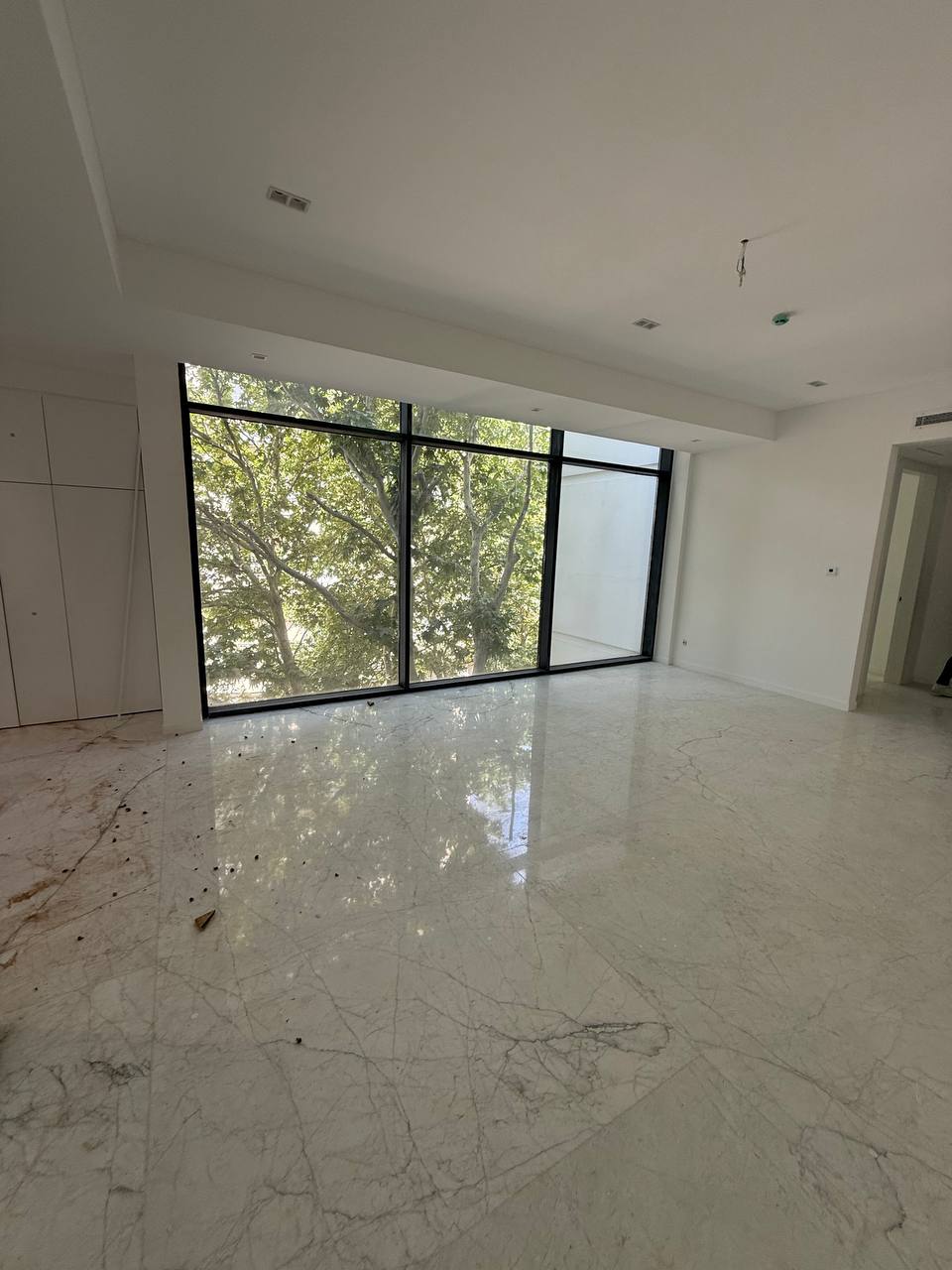 اجاره آپارتمان 240متر نیاوران مشاعات هتلینگ متریال وارداتی