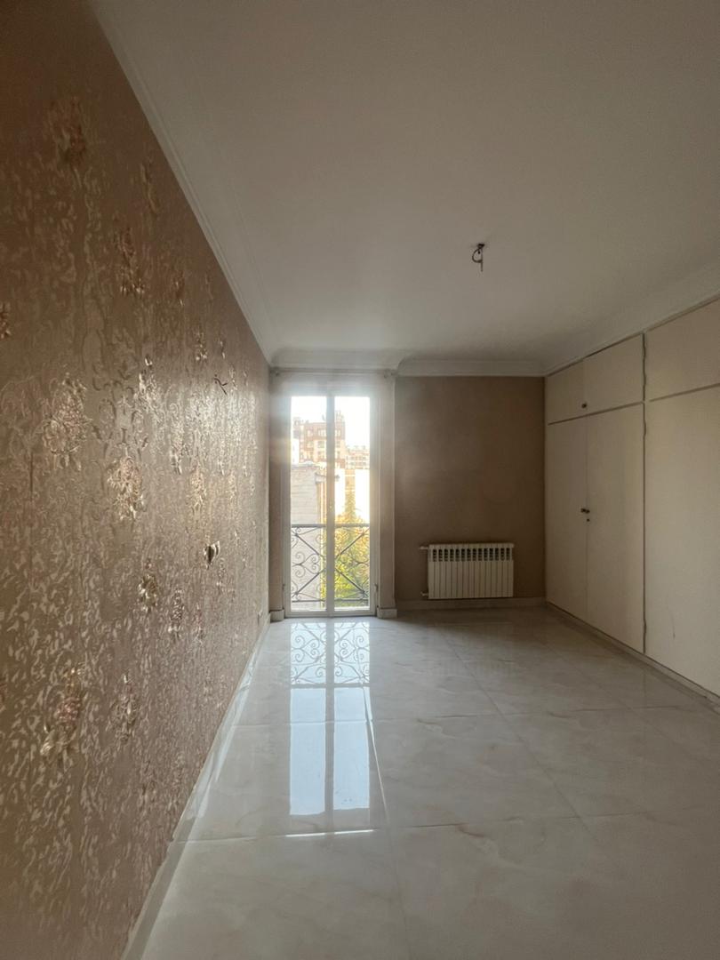 آپارتمان 100 متر ،دو خواب ،دربند