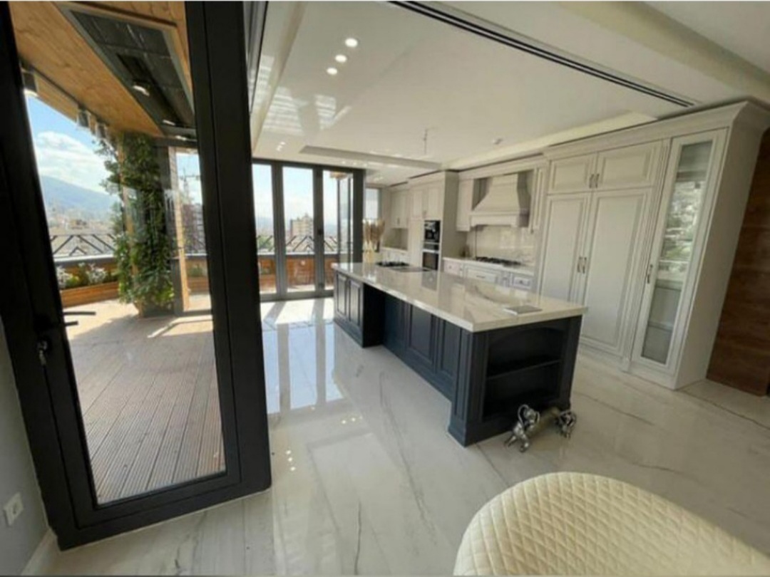 فروش آپارتمان 219 متر نیاوران ویو تهران و کوهستان