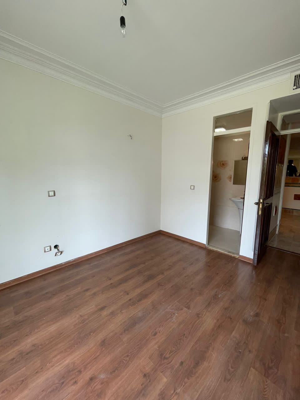 اجاره آپارتمان 230متر فرمانیه تاپ لوکیشن
