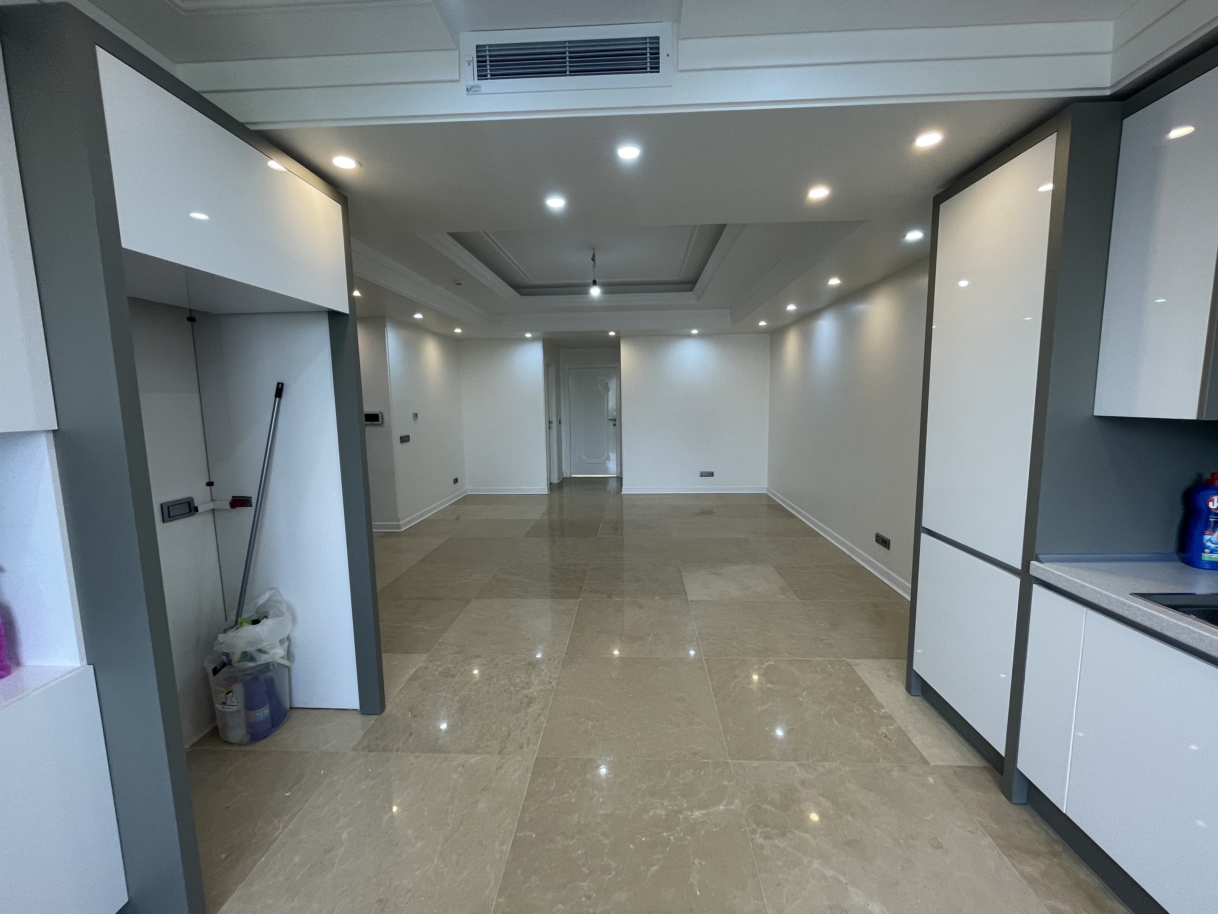 فروش آپارتمان 95متر شهرک لاله فول امکانات