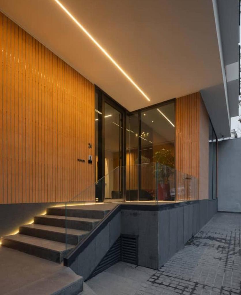 فروش آپارتمان 120 متری 2 خواب در نیاوران