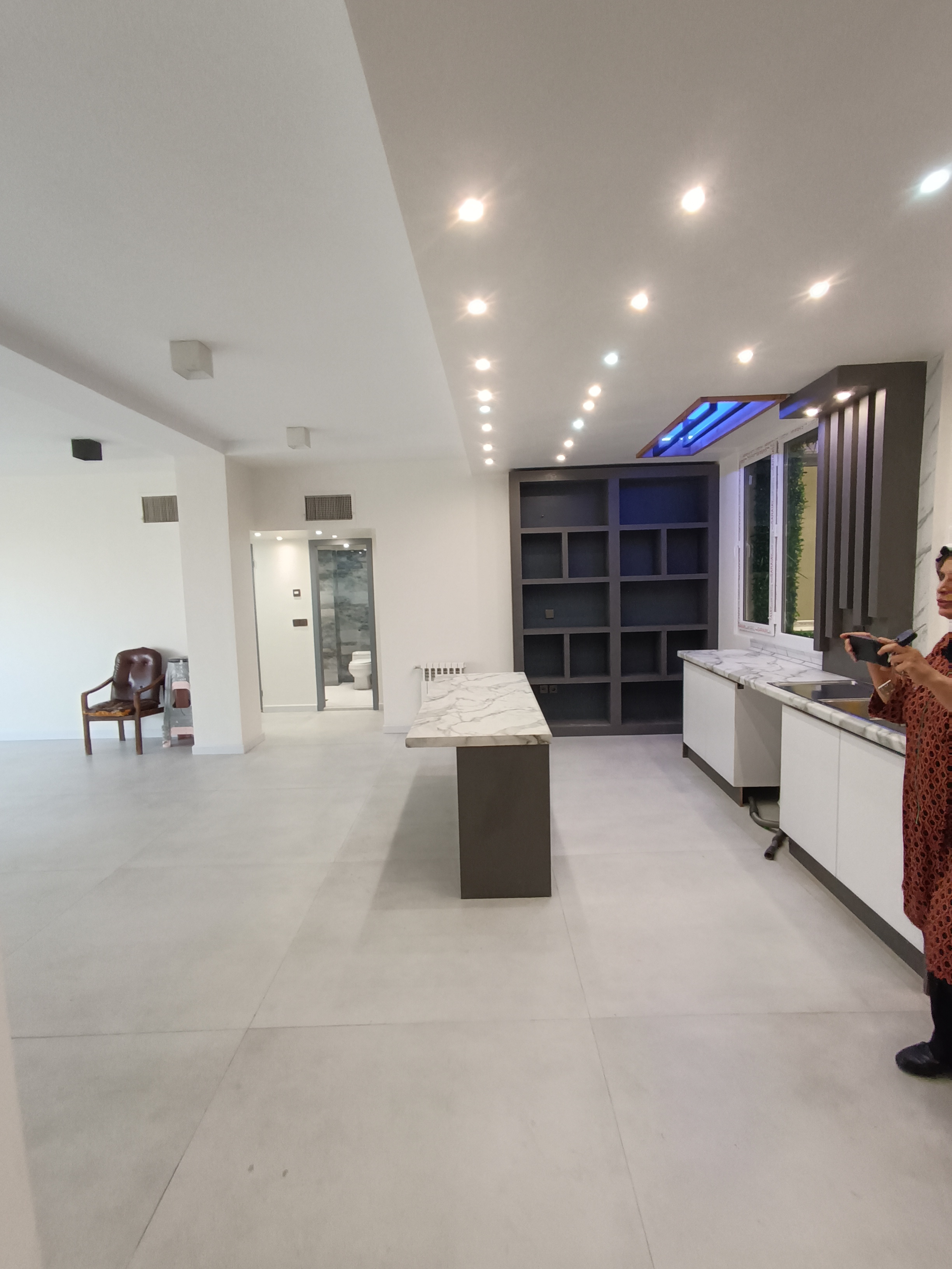 فروش آپارتمان 120 متر ازگل 2 خواب بالکن دار