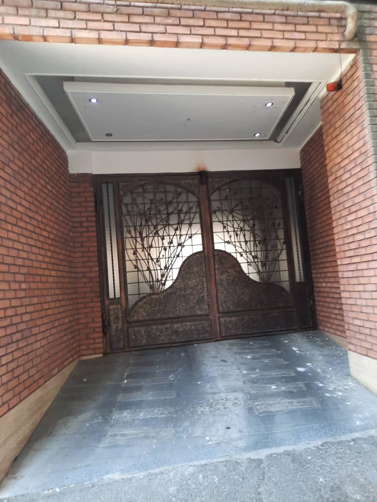 فروش آپارتمان 75متر ازگل فول امکانات کوچه دنج